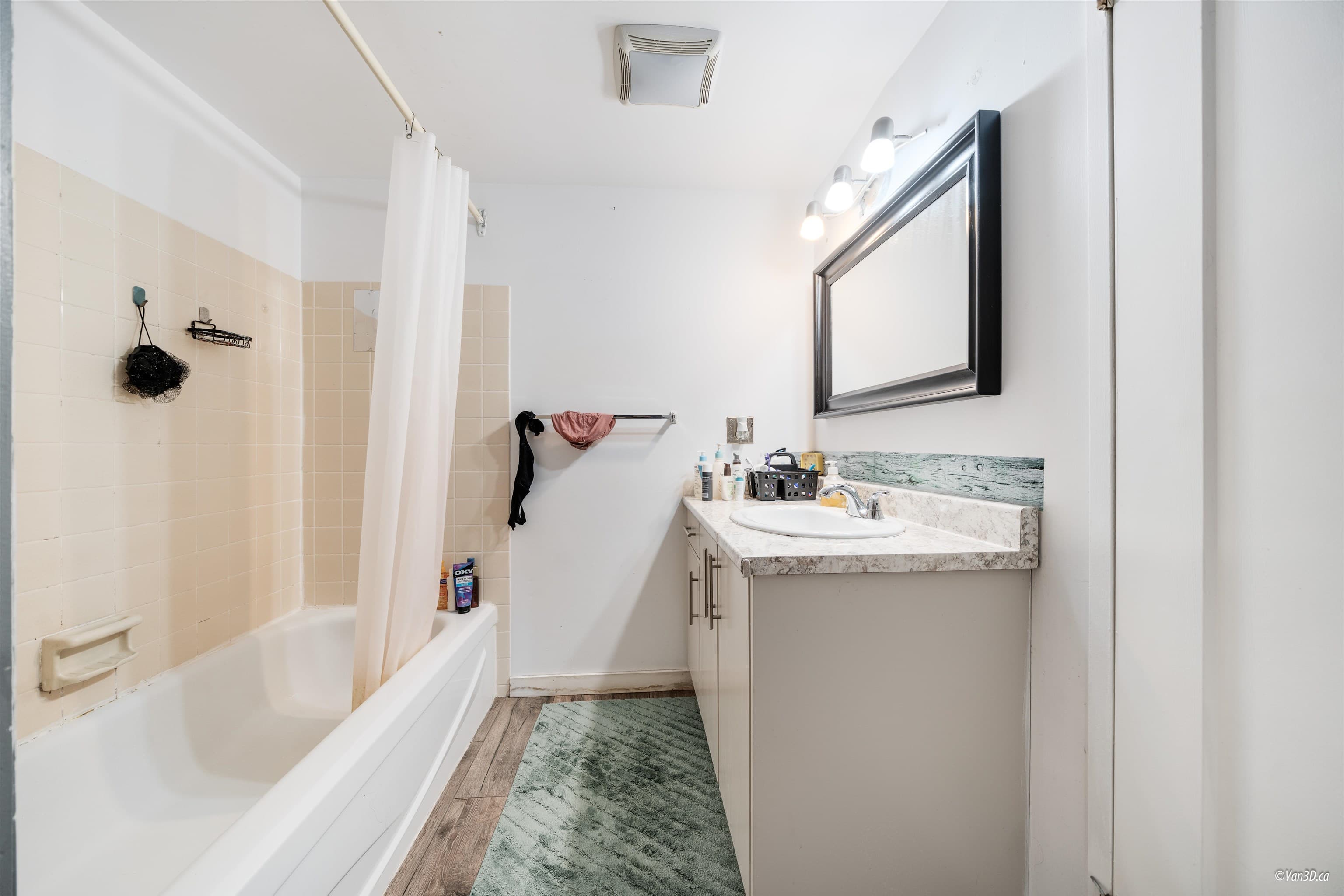 201 - 14925 100 Avenue, Surrey, V3R 1J6 — photo 5
