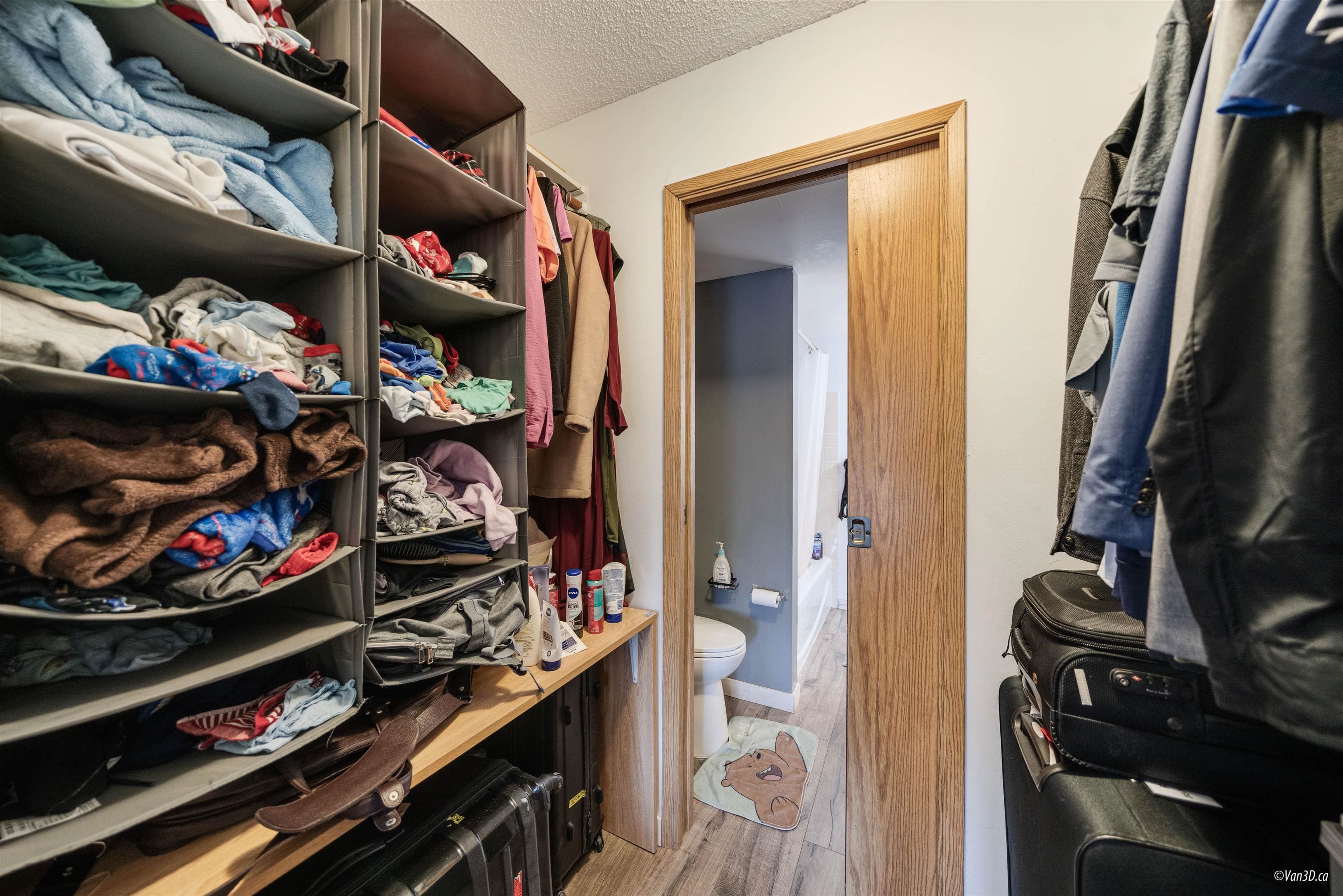 201 - 14925 100 Avenue, Surrey, V3R 1J6 — photo 4