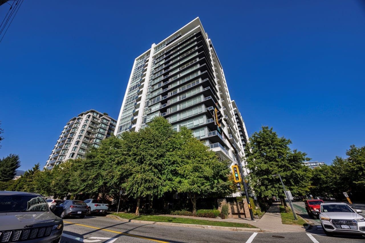 1208 - 1320 Chesterfield Avenue, North Vancouver, V7M 0A6 — photo 3