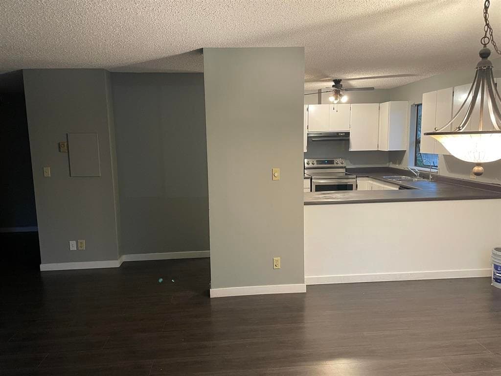 201 - 7131 133a Street, Surrey, V3W 8A1 — photo 2