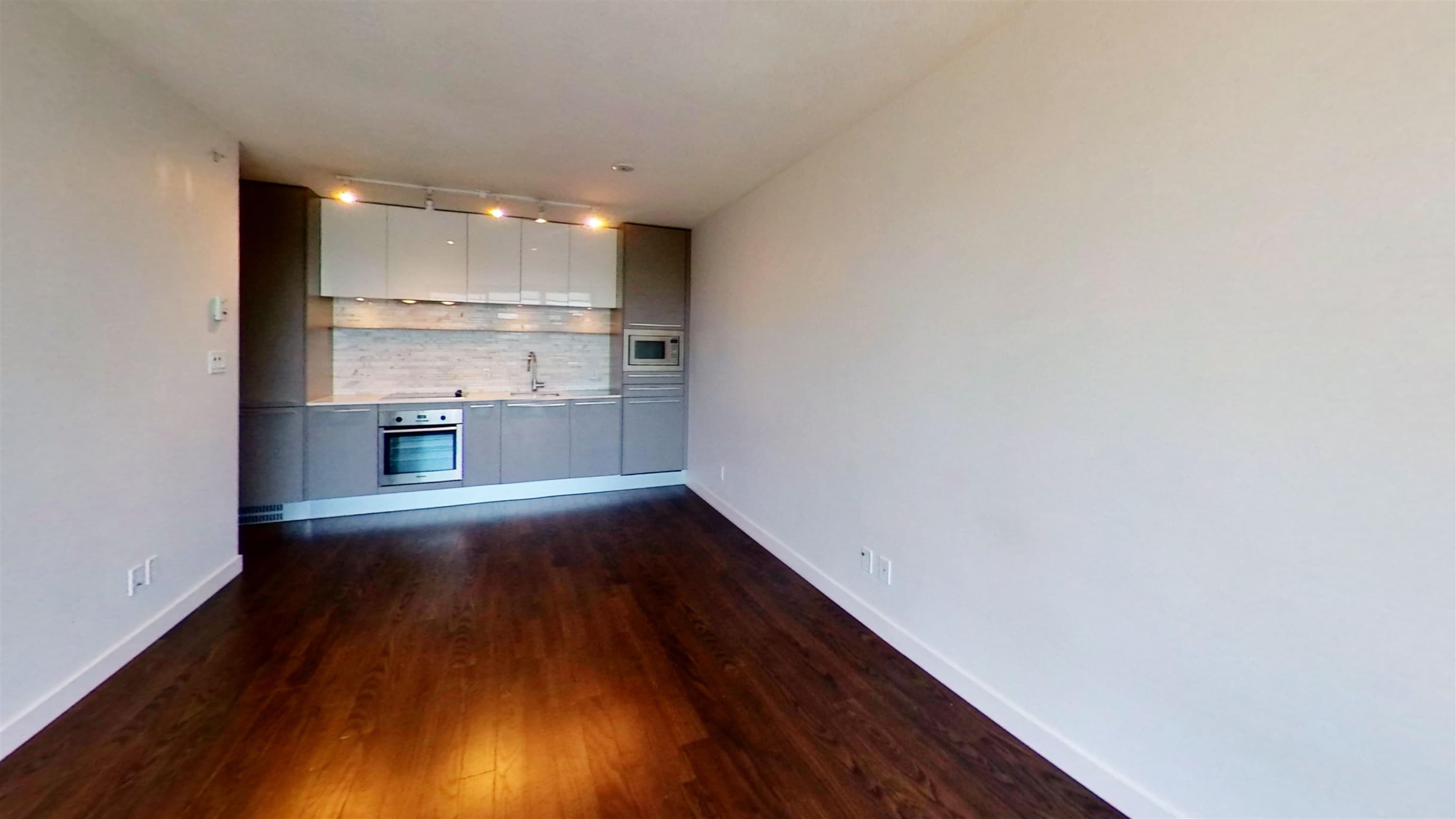 7xx - 8031 Nunavut Lane, Vancouver, V5X 0C9 — photo 3