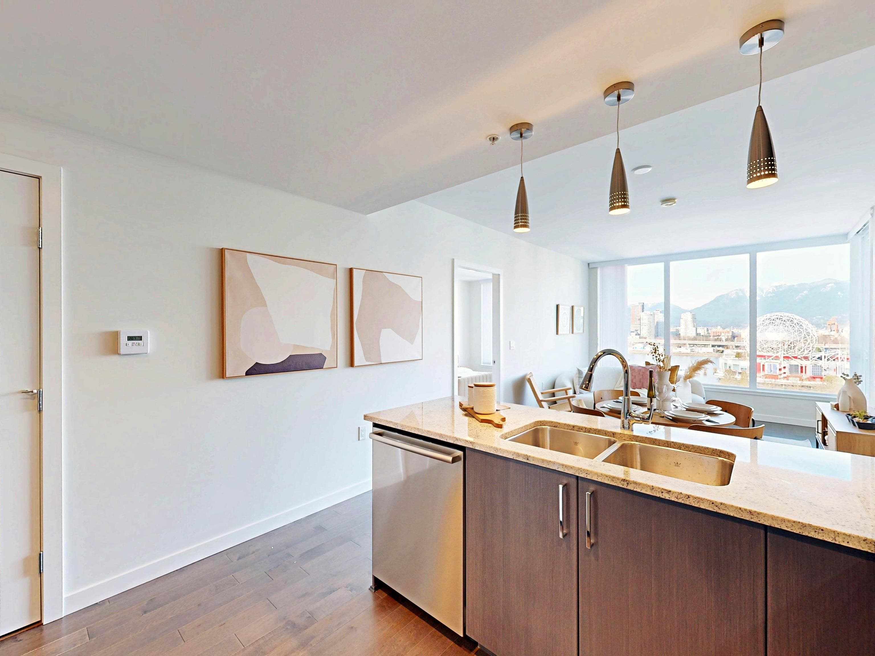 1207 - 1708 Ontario Street, Vancouver, V5T 0J7 — photo 2