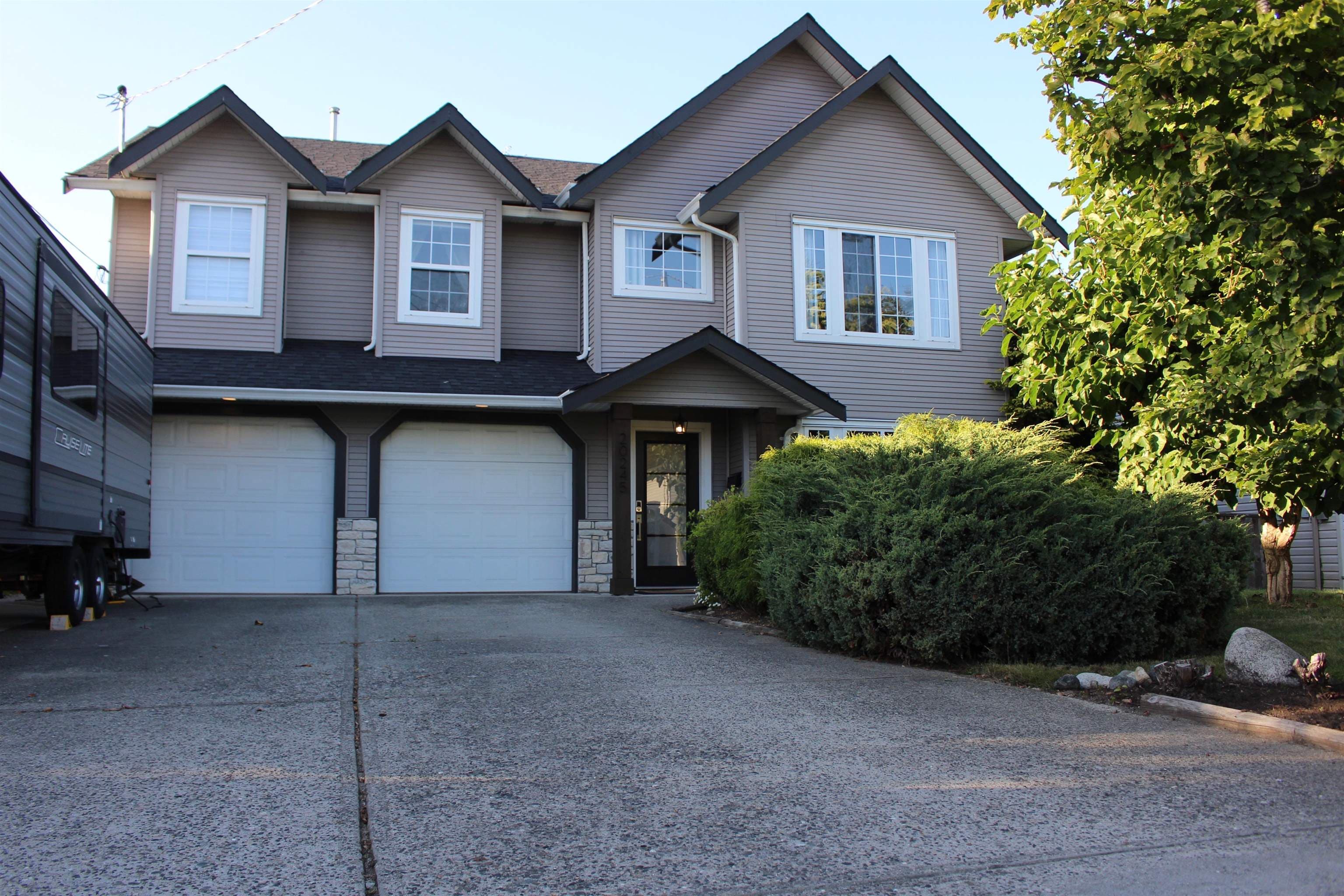 20245 Ditton Street, Maple Ridge