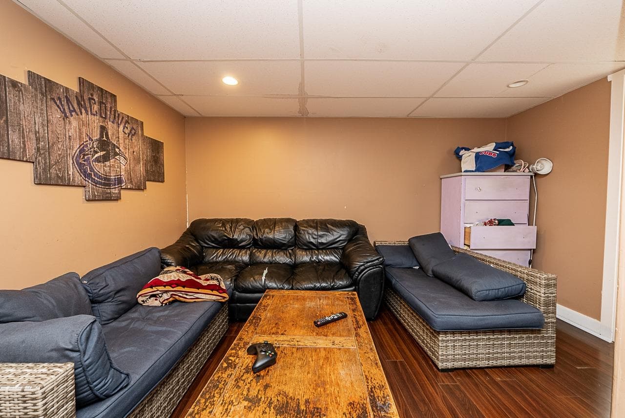 3799 196a Street, Langley, V3A 5W6 — photo 5
