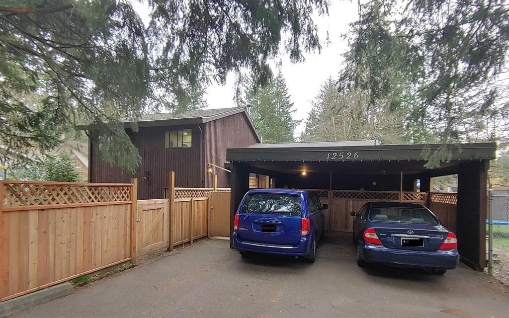 12526 56 Avenue, Surrey