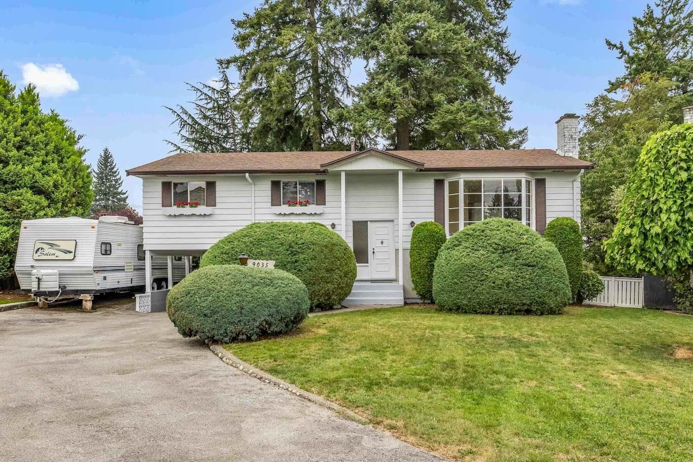 9035 114 Street, Delta, V4C 5K1 — photo 3