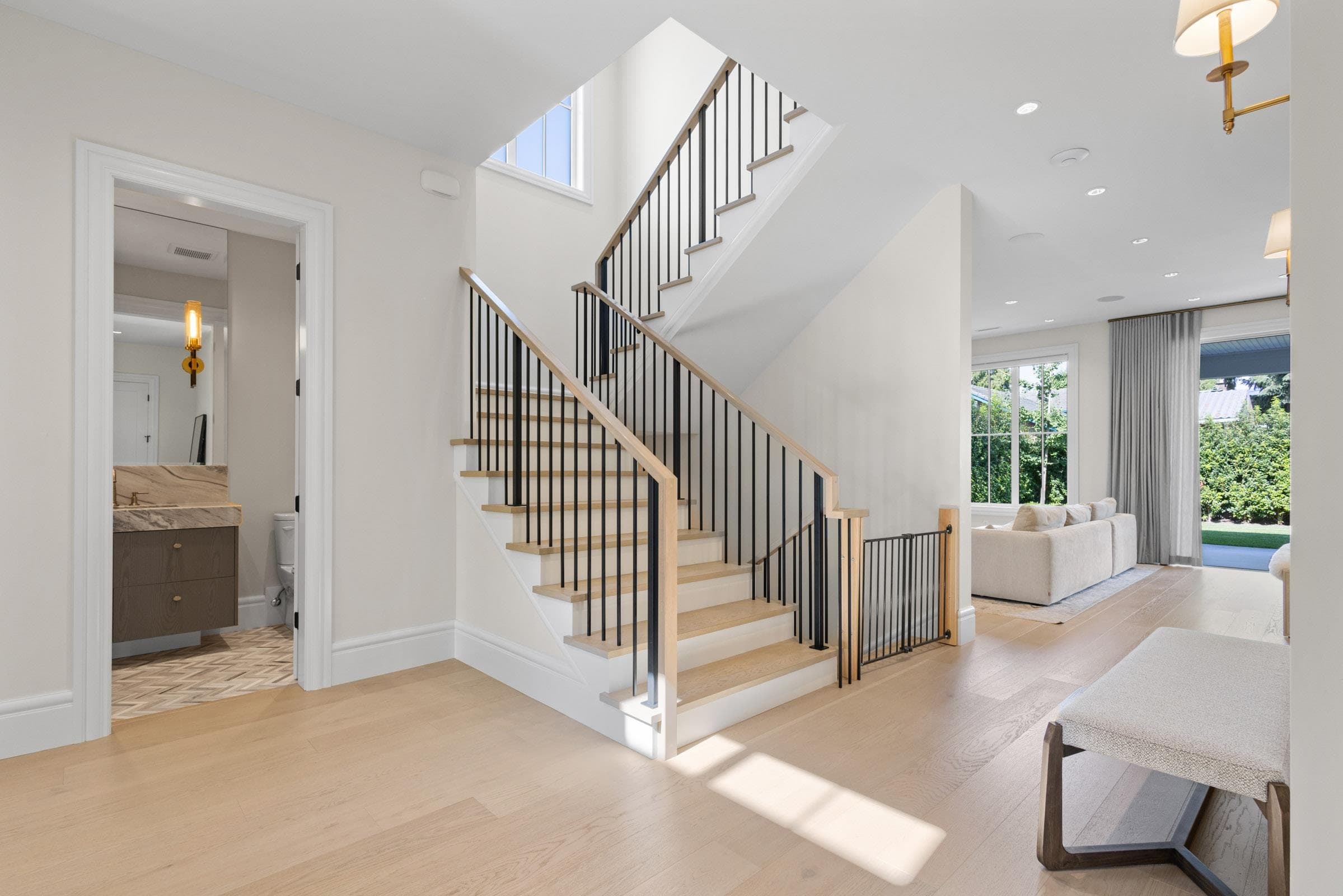 1115 Cottonwood Avenue, Coquitlam, V3J 2T4 — photo 2
