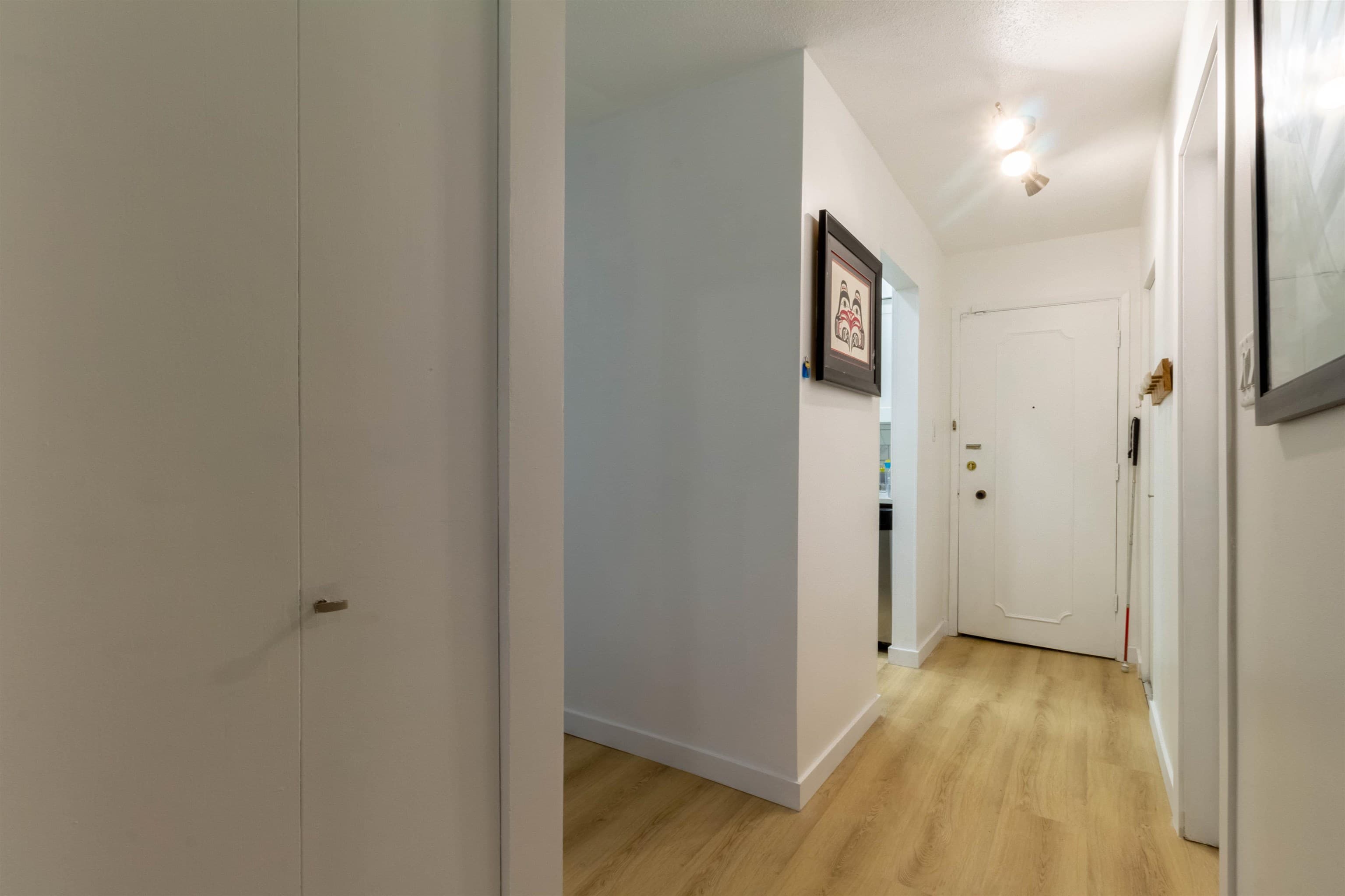 106 - 7428 19th Avenue, Burnaby, V3N 1E1 — photo 2
