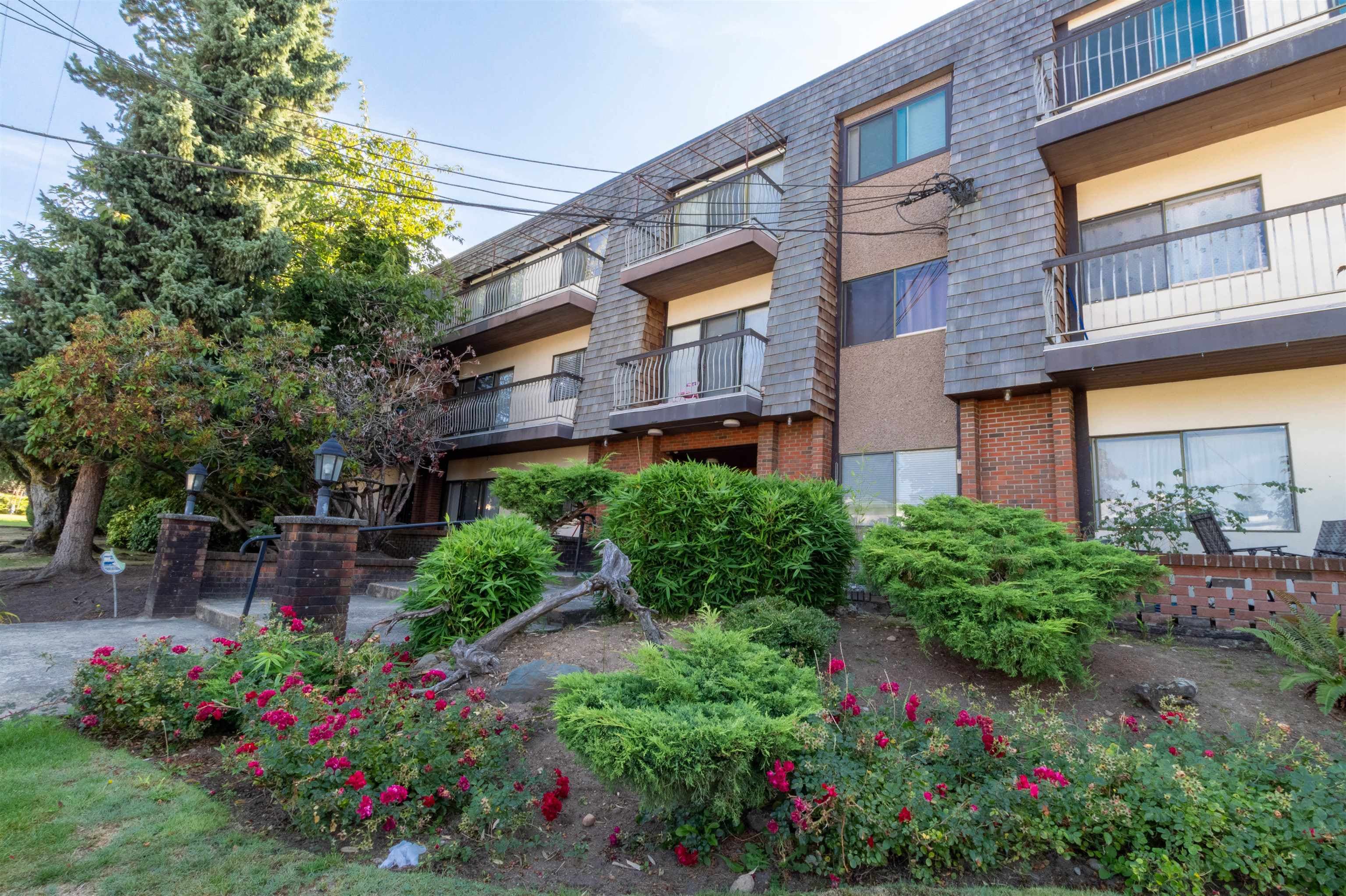 106 - 7428 19th Avenue, Burnaby