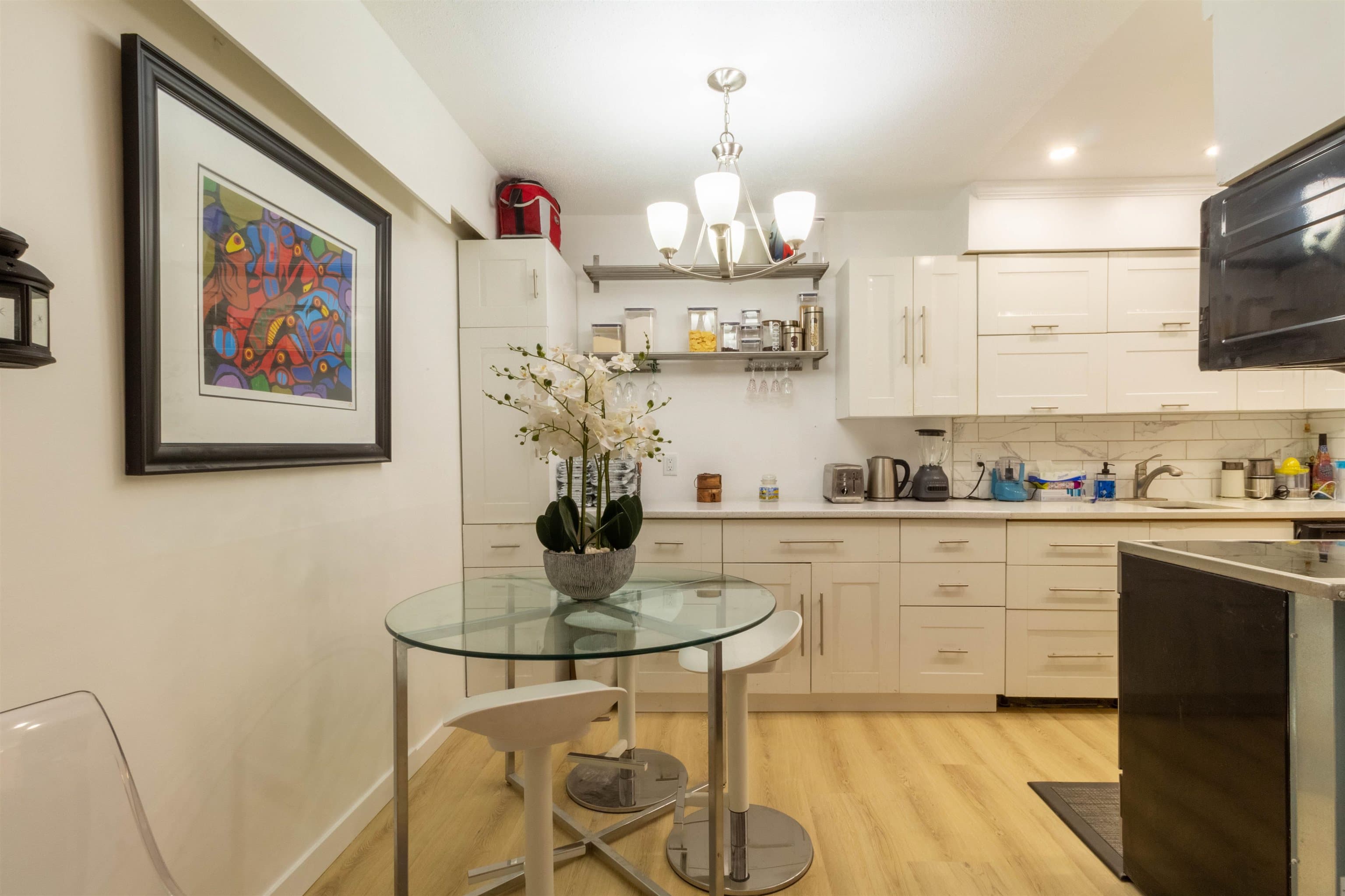 106 - 7428 19th Avenue, Burnaby, V3N 1E1 — photo 5