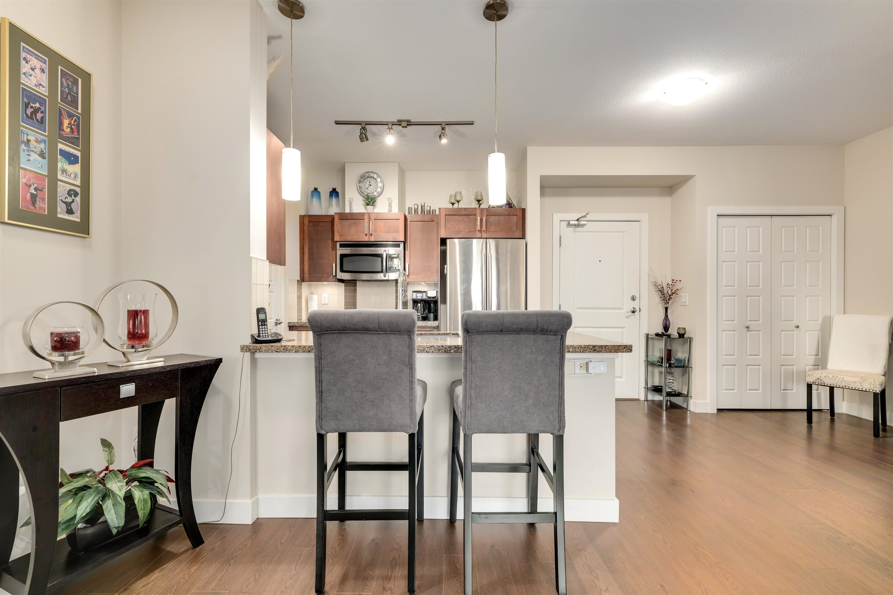 406 - 20058 Fraser Highway, Langley, V3A 0E5 — photo 4