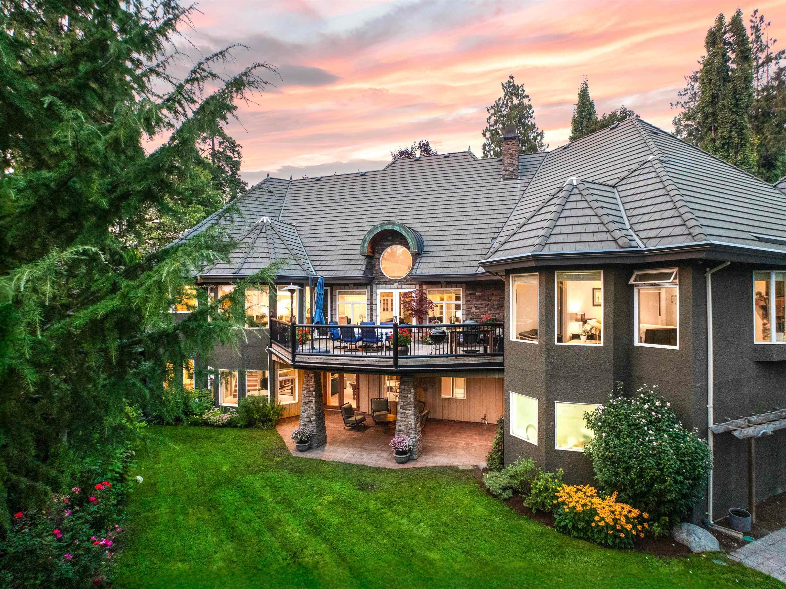 18638 54a Avenue, Surrey