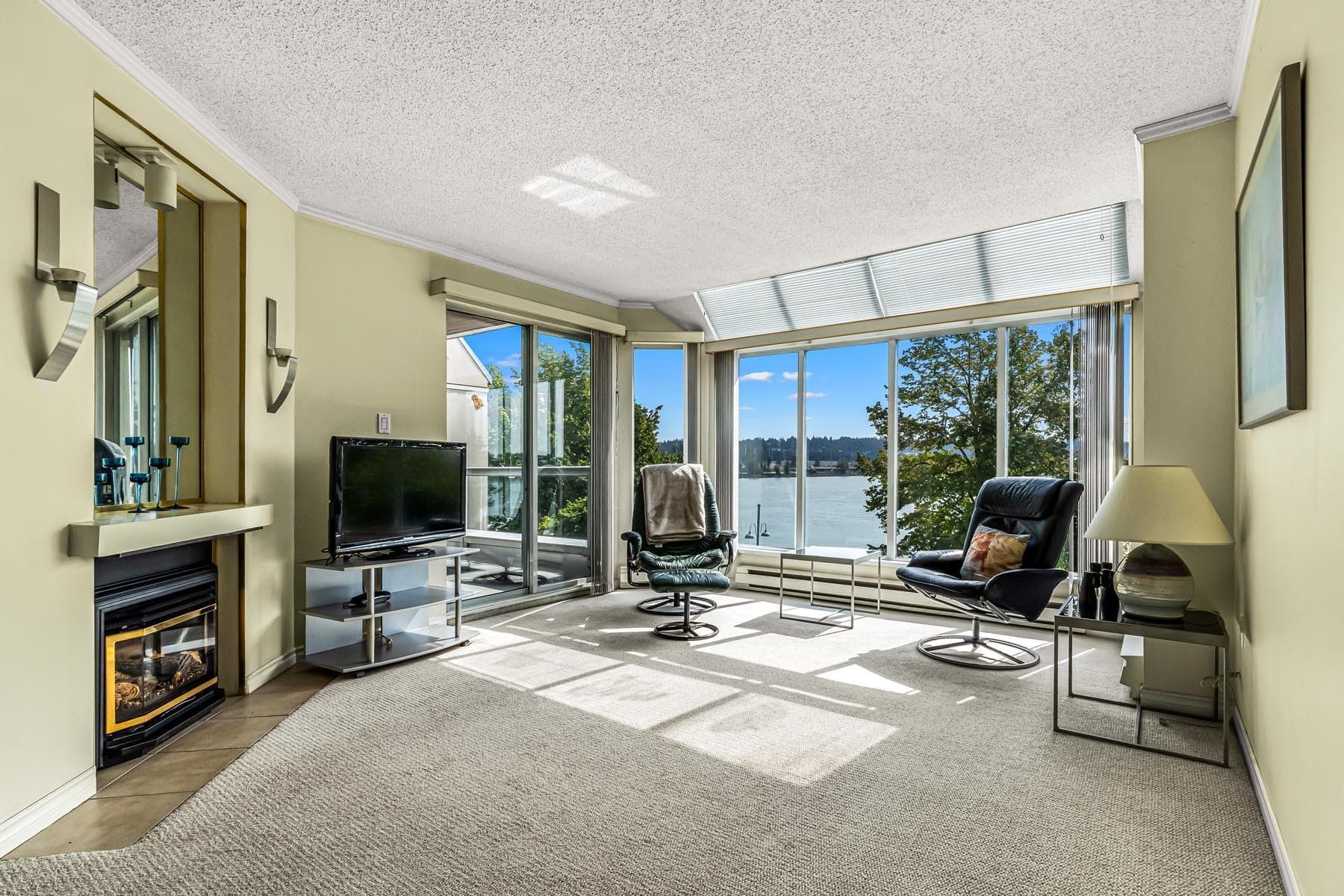 311 - 5 K De K Court, New Westminster, V3M 6B6 — photo 2