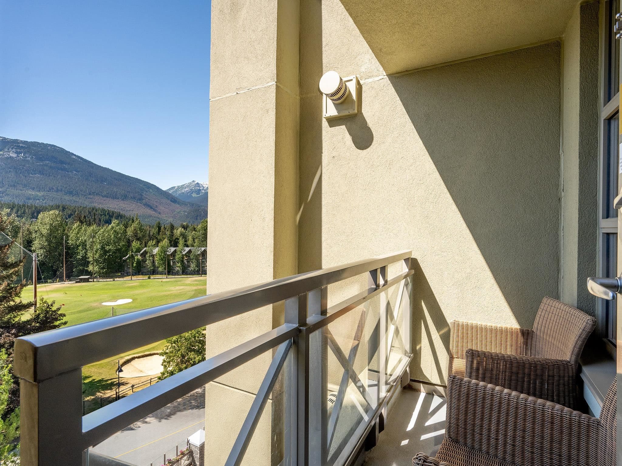 661 - 4090 Whistler Way, Whistler, V8E 1J3 — photo 4