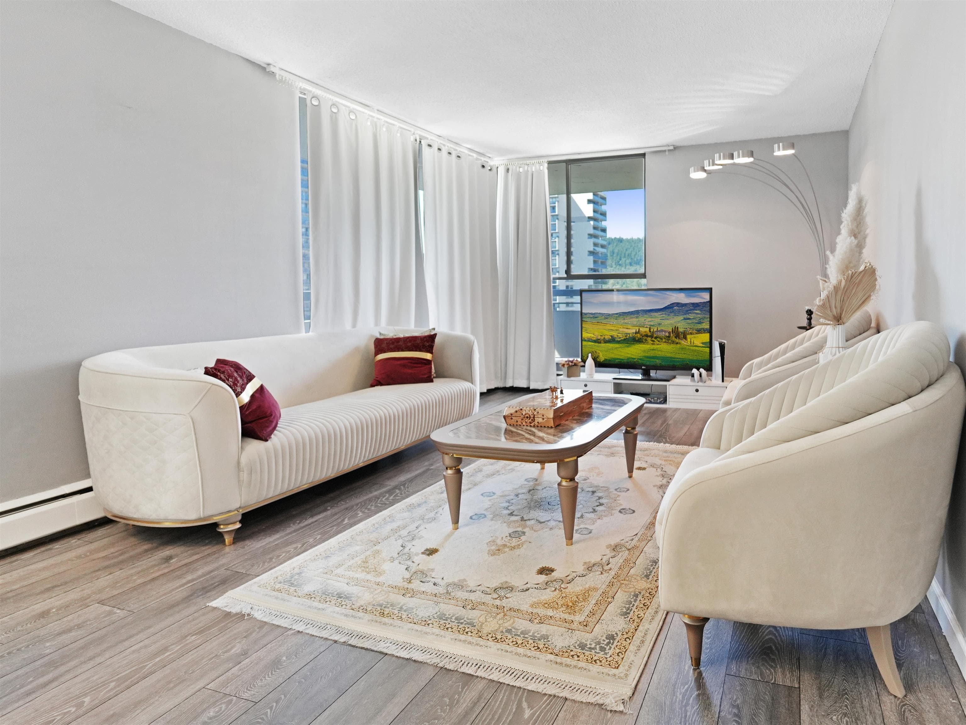 1605 - 3737 Bartlett Court, Burnaby, V3J 7E3 — photo 2