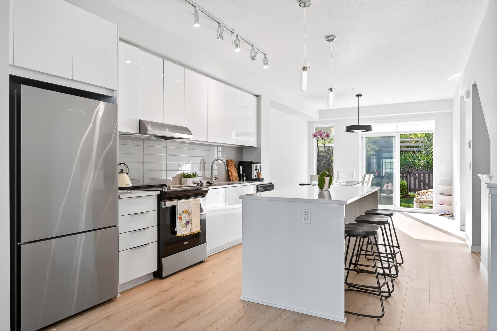 1070 - 11280 Pazarena Place, Maple Ridge, V2X 9H8 — photo 4