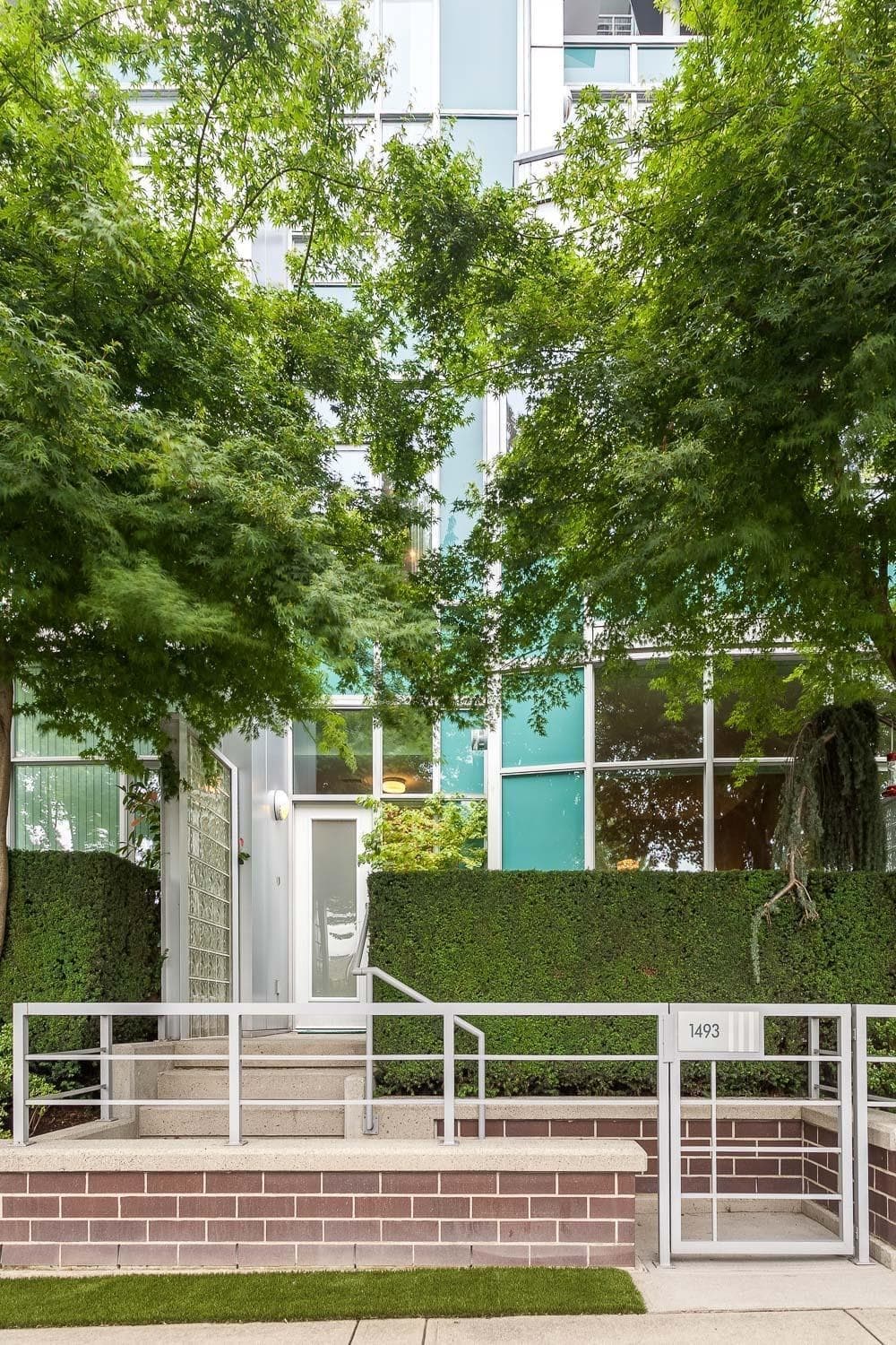 1493 Homer Street, Vancouver, V6Z 3C8 — photo 2