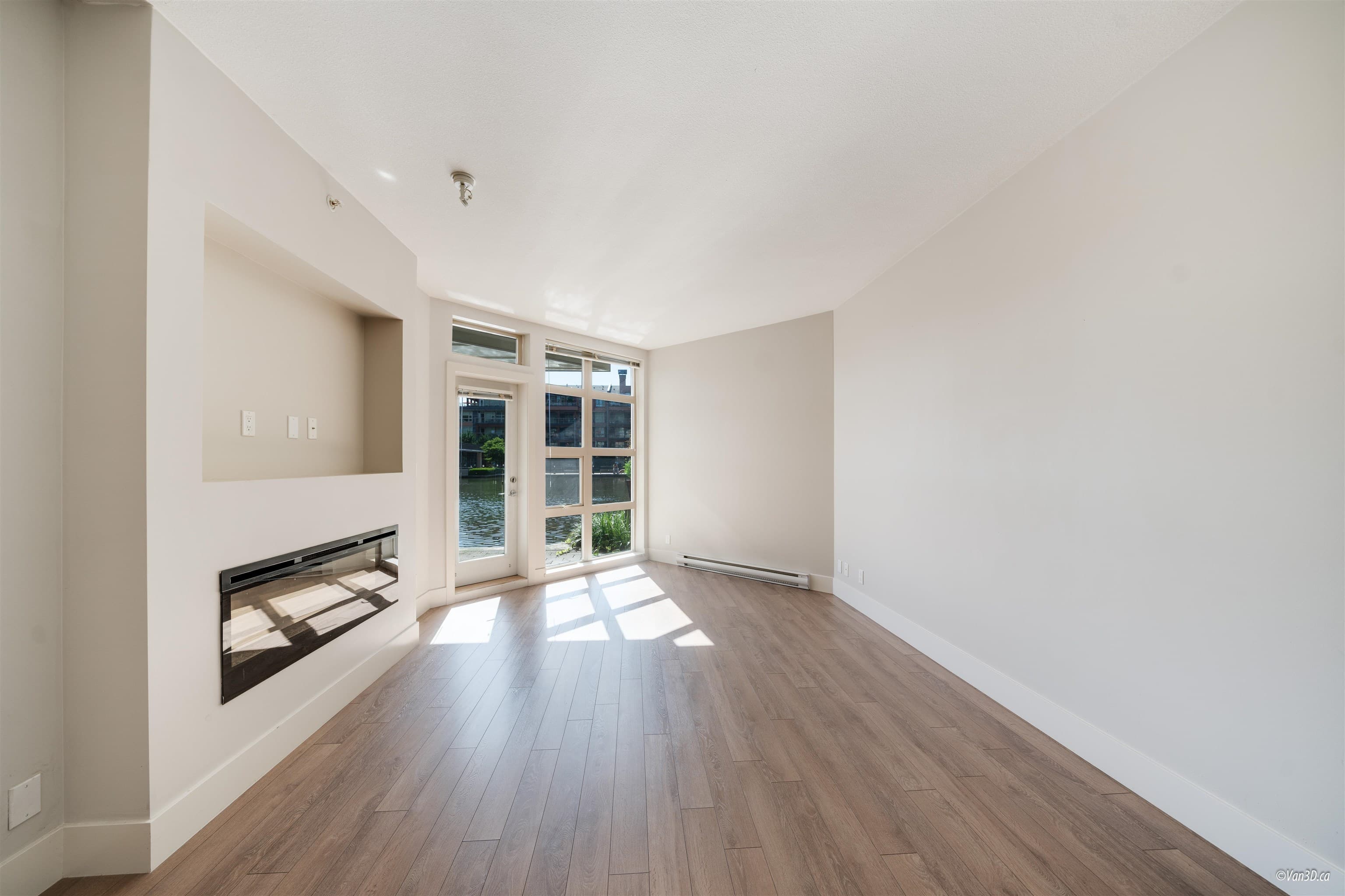 111 - 3606 Aldercrest Drive, North Vancouver, V7G 0A3 — photo 3