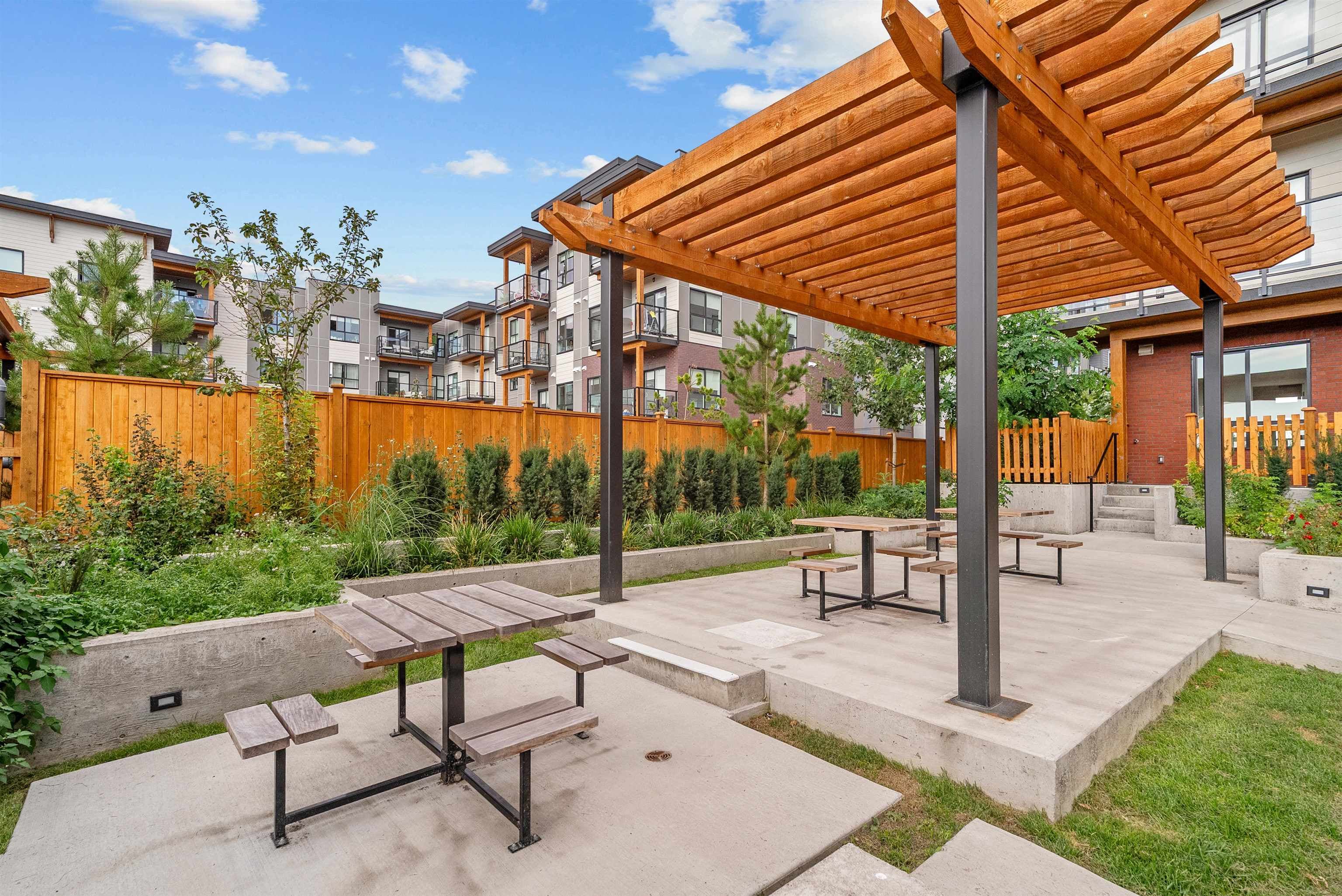 405 - 20286 72b Avenue, Langley, V2Y 1T9 — photo 2