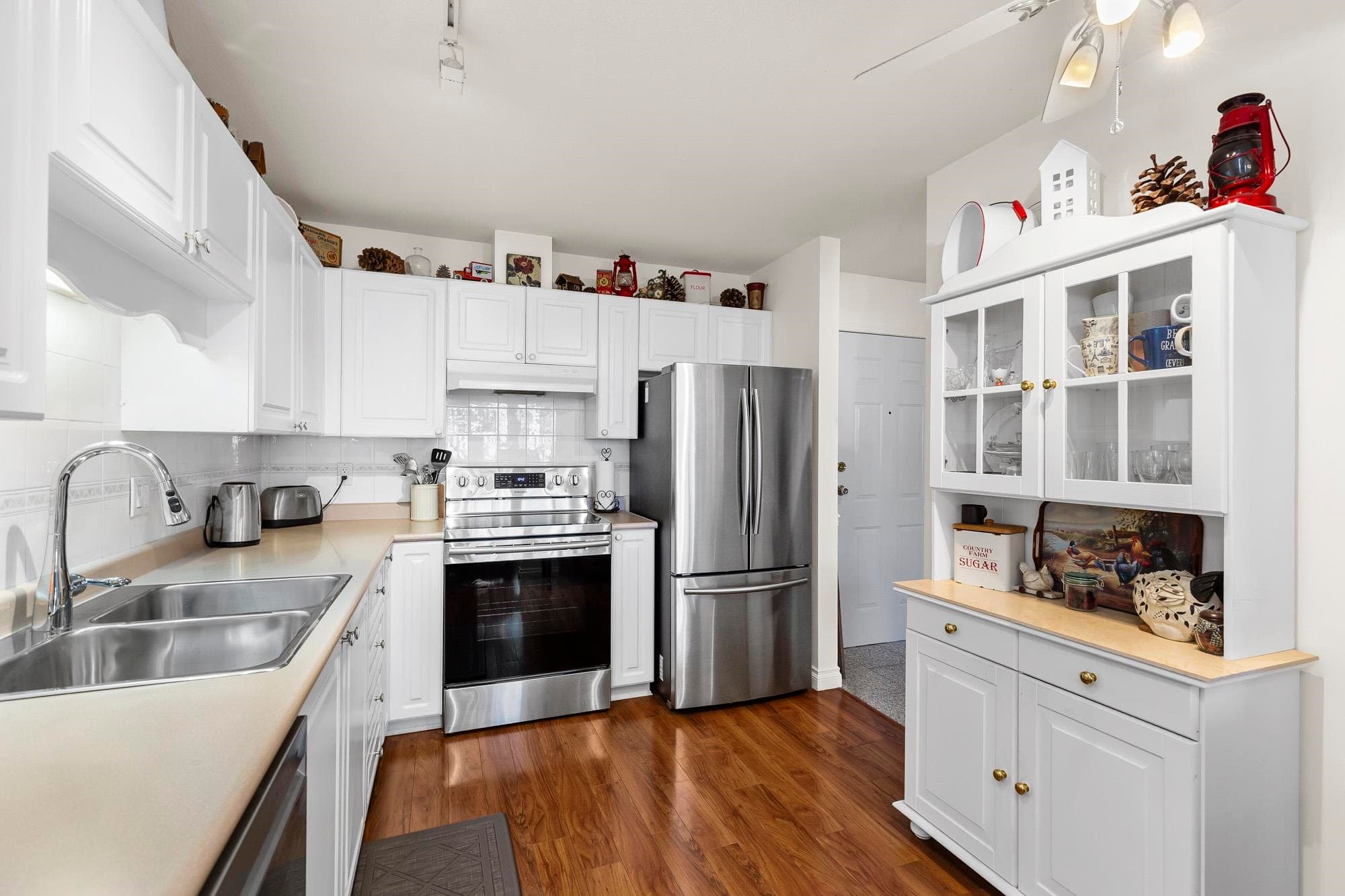 412 - 2963 Nelson Place, Abbotsford, V2S 7L6 — photo 2