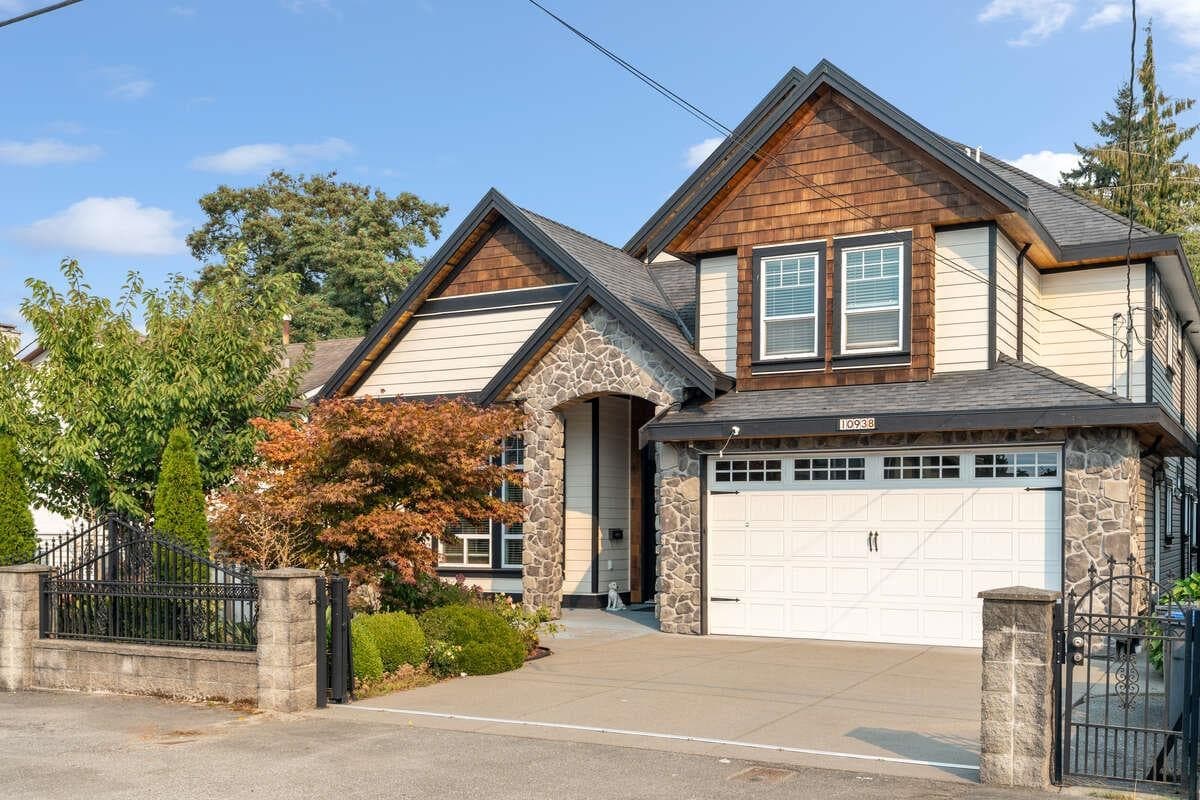 10938 131a Street, Surrey, V3T 3R7 — photo 1