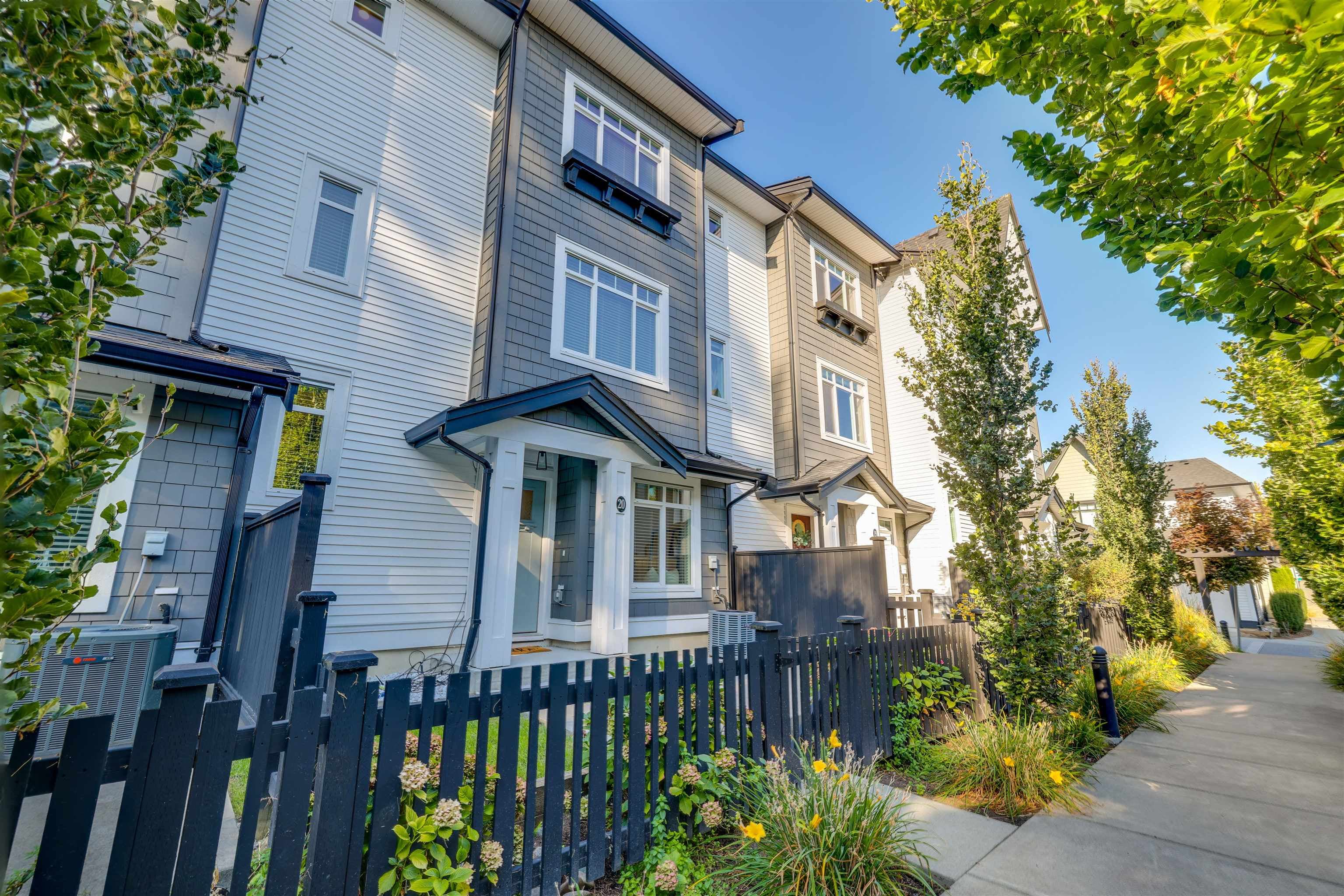 20 - 6897 201 Street, Langley