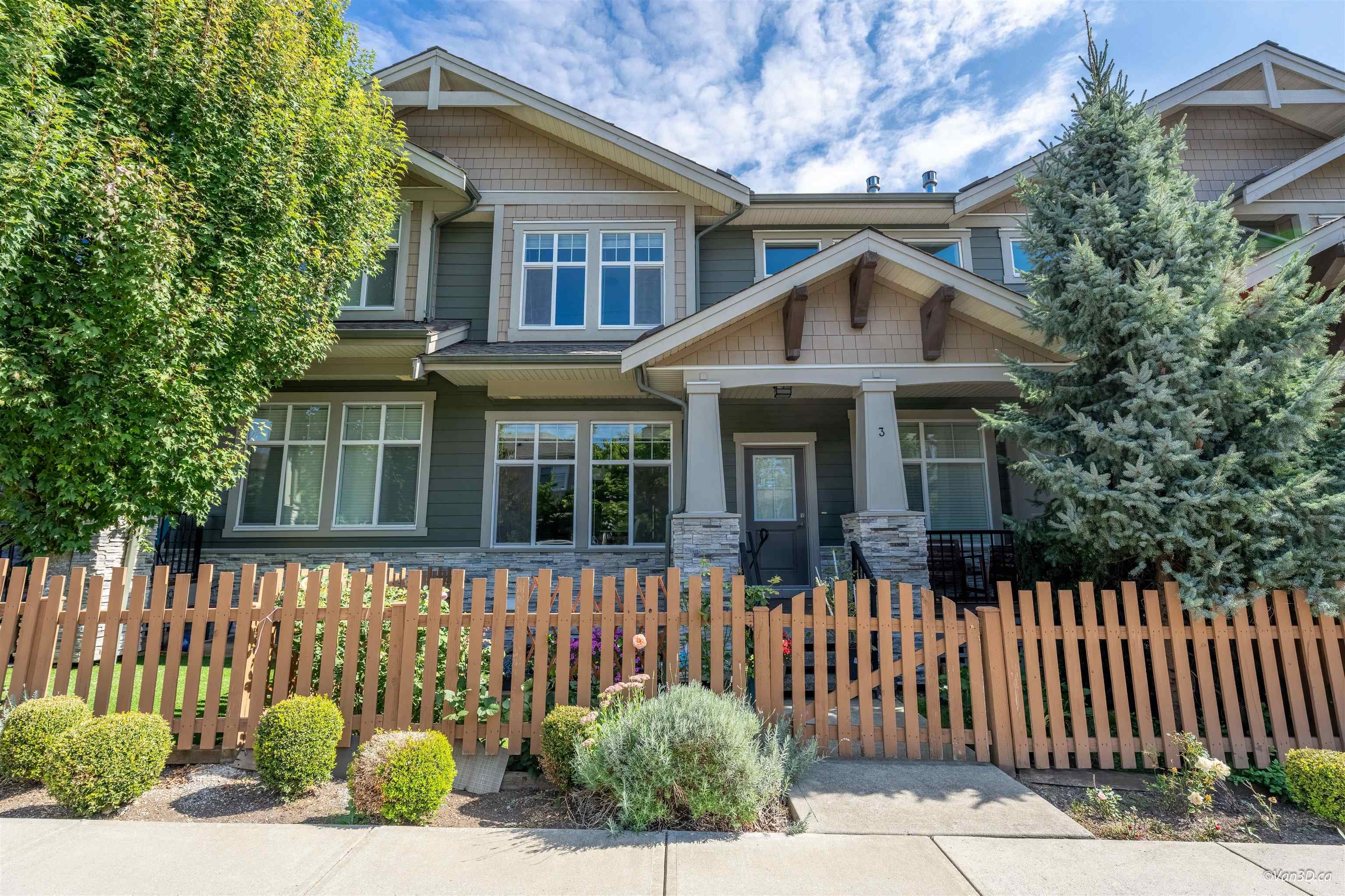 3 - 7138 210 Street, Langley