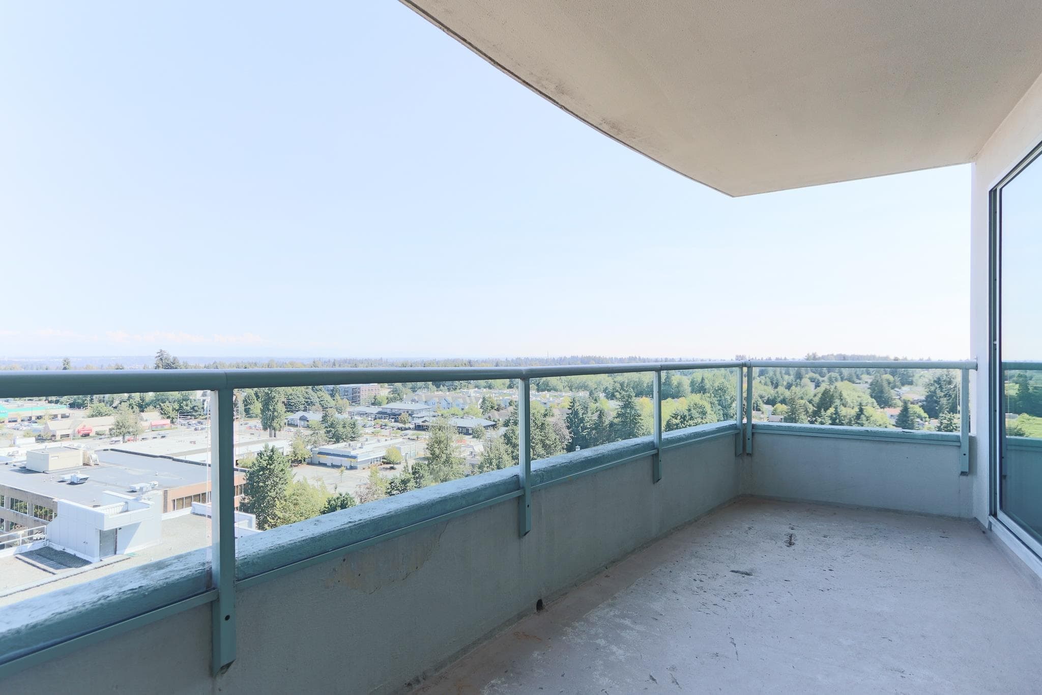 1503 - 15038 101 Avenue, Surrey, V3R 0N2 — photo 4
