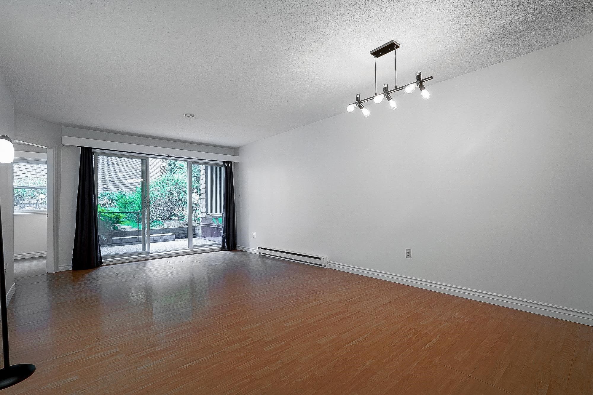 104 - 9857 Manchester Drive, Burnaby, V3N 4P5 — photo 2