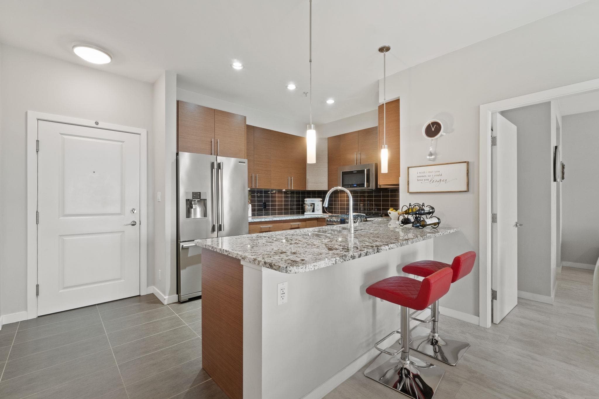 303 - 288 Hampton Street, New Westminster, V3M 5L9 — photo 5