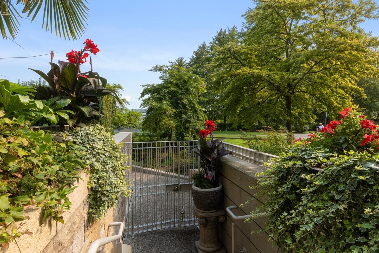 102 - 1717 Bayshore Drive, Vancouver, V6G 3H3 — photo 3
