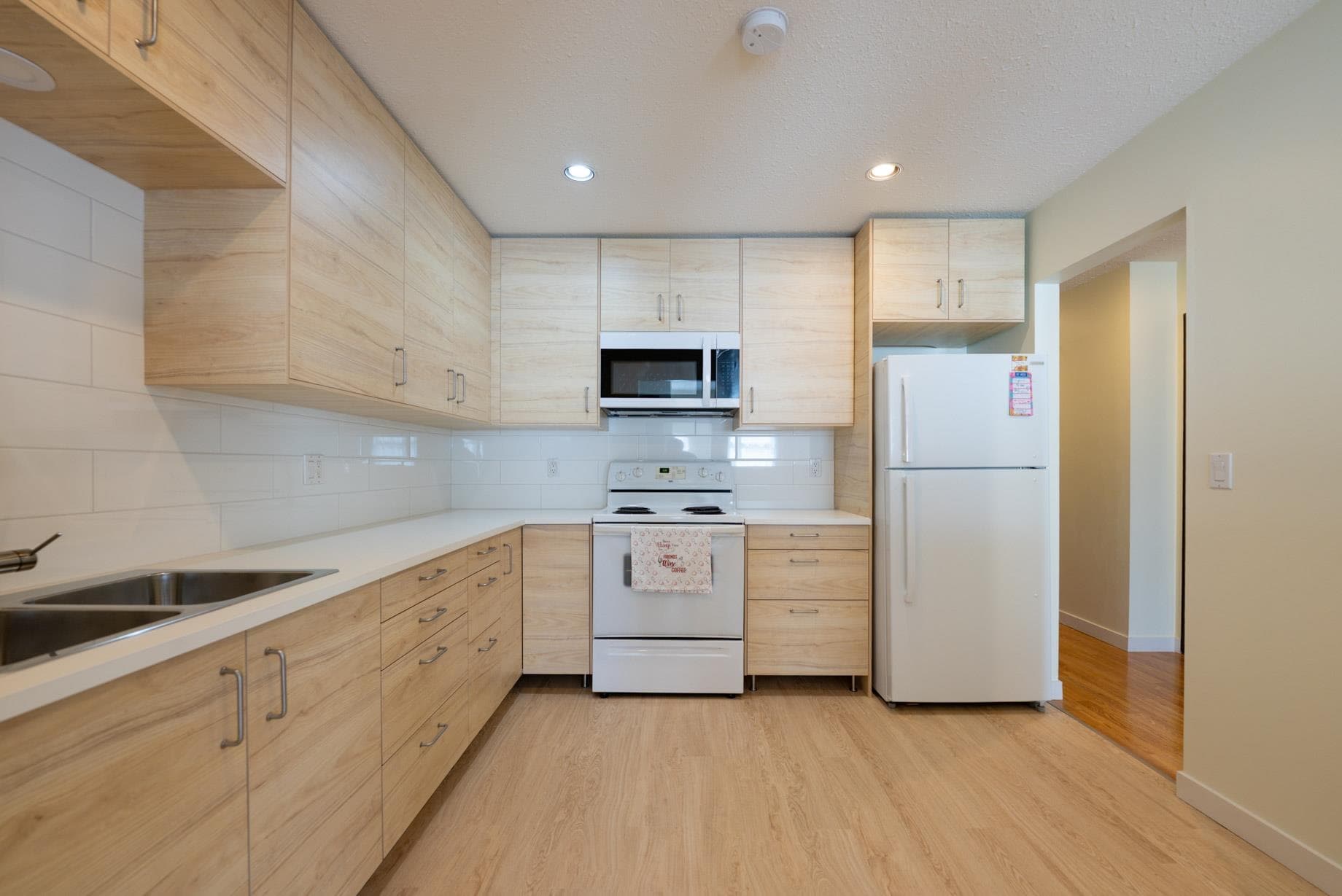 773 Prairie Avenue, Port Coquitlam, V3B 1R9 — photo 5