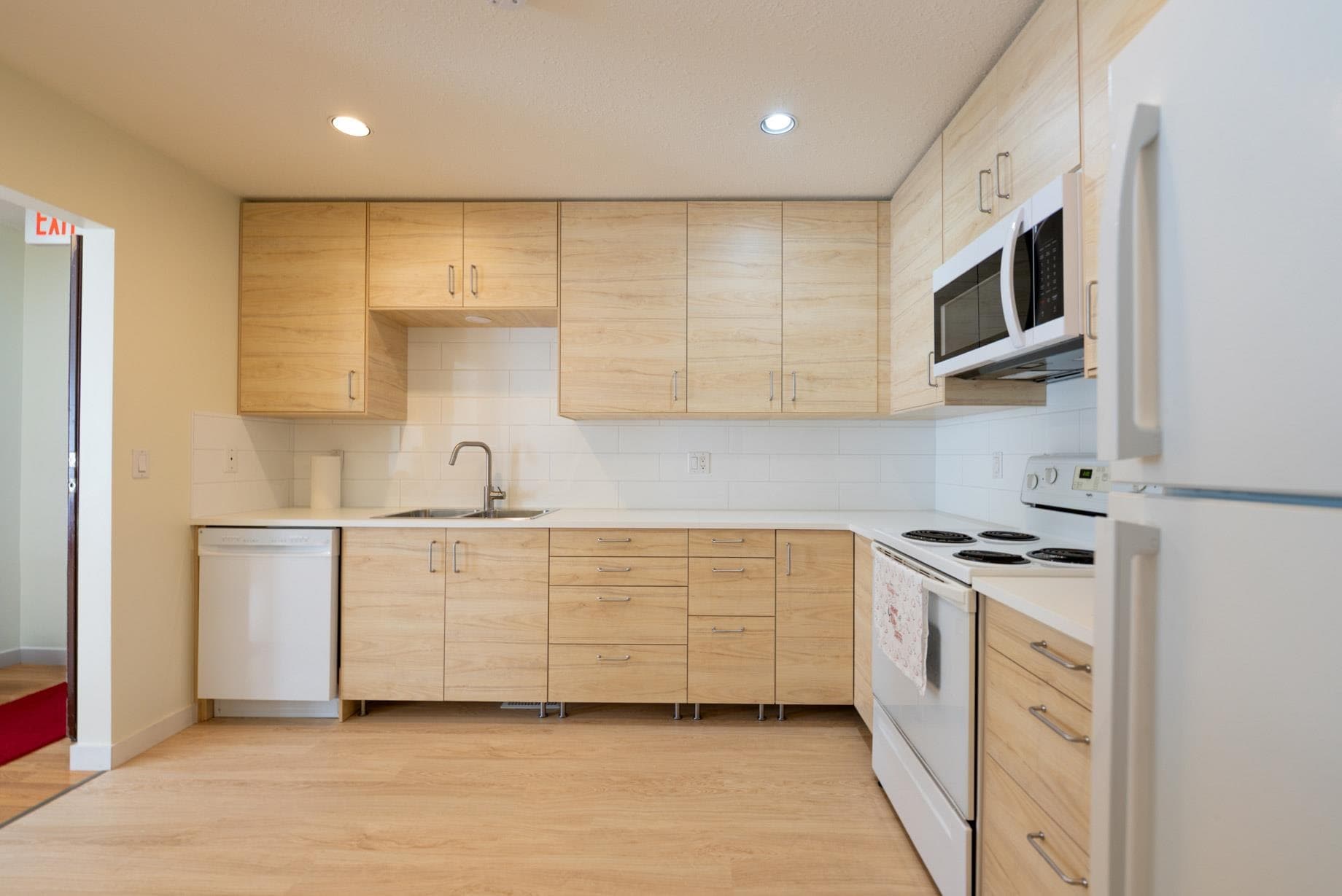 773 Prairie Avenue, Port Coquitlam, V3B 1R9 — photo 4