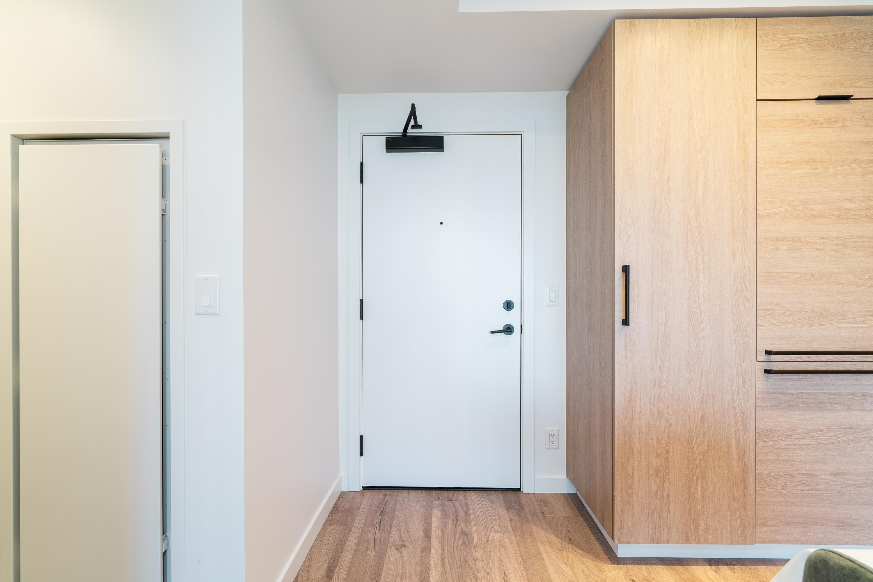 2011 - 10448 University Drive, Surrey, V3T 0S7 — photo 5