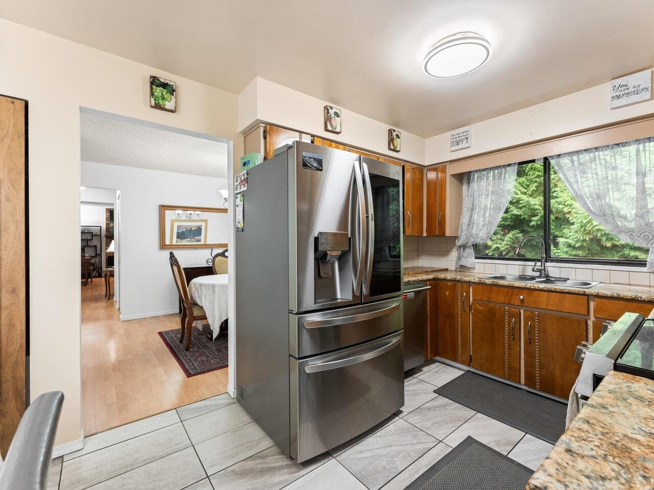 540 Schoolhouse Street, Coquitlam, V3J 5P1 — photo 4