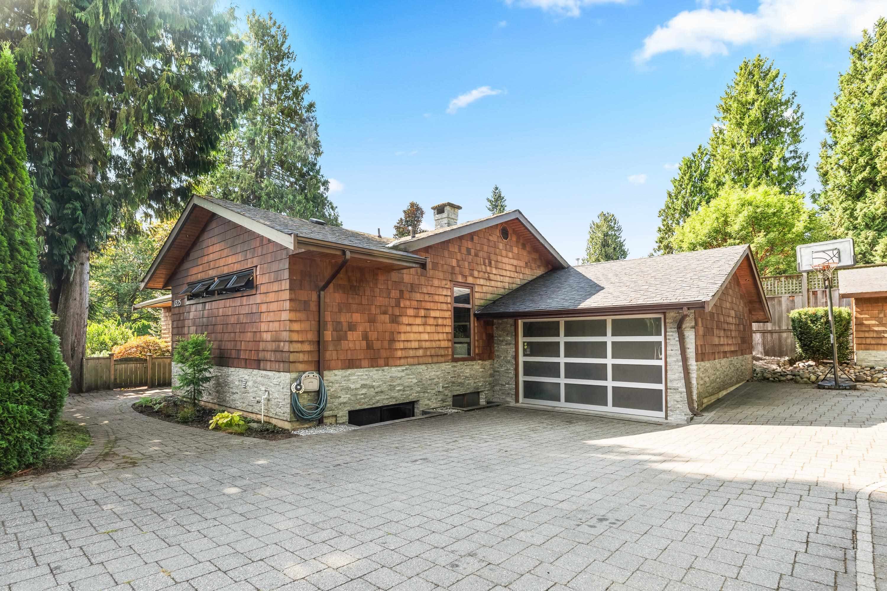 1325 25th Street, West Vancouver — sold