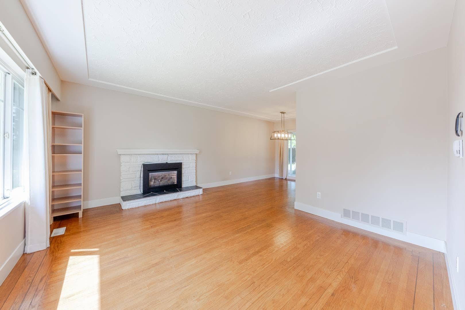 3729 Wellington Street, Port Coquitlam, V3B 3Y9 — photo 4