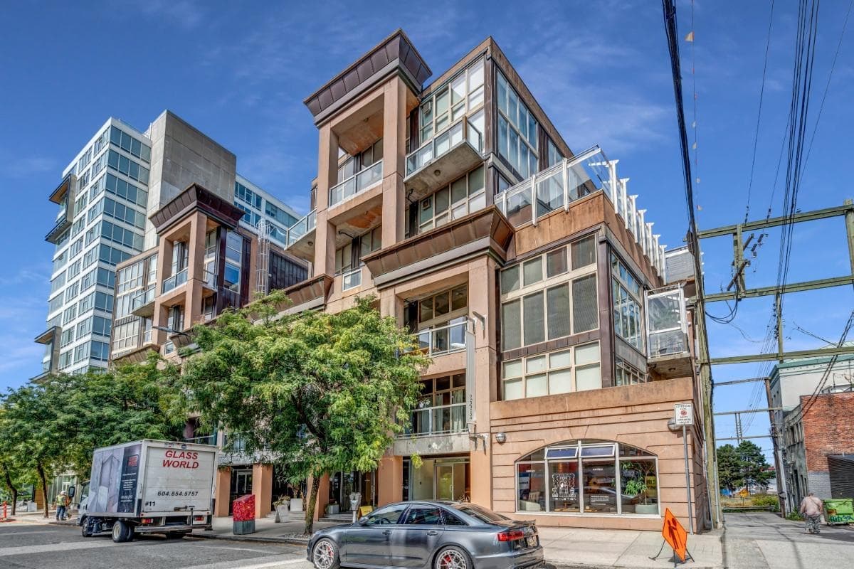 211&212 - 1529 W 6th Avenue, Vancouver
