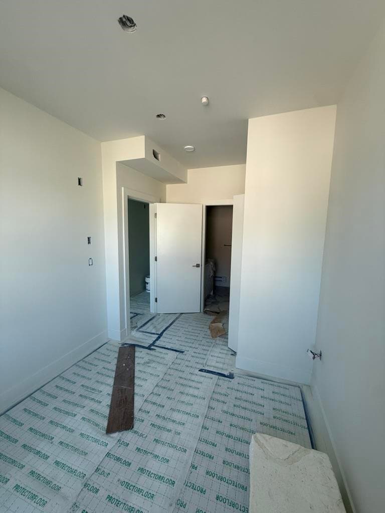 114 - 15739 Fraser Highway, Surrey, V4N 1G9 — photo 2
