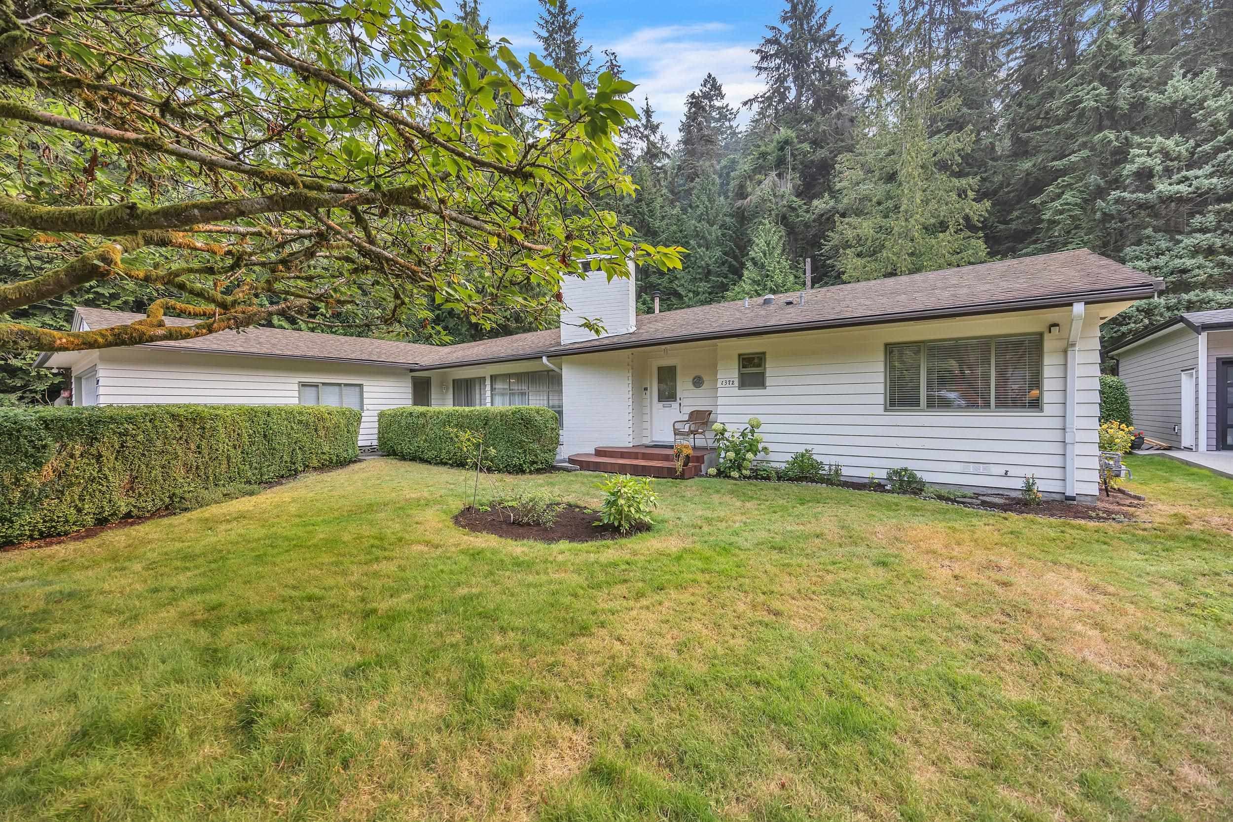 1372 Riverside Drive, North Vancouver, V7H 1V5 — photo 2