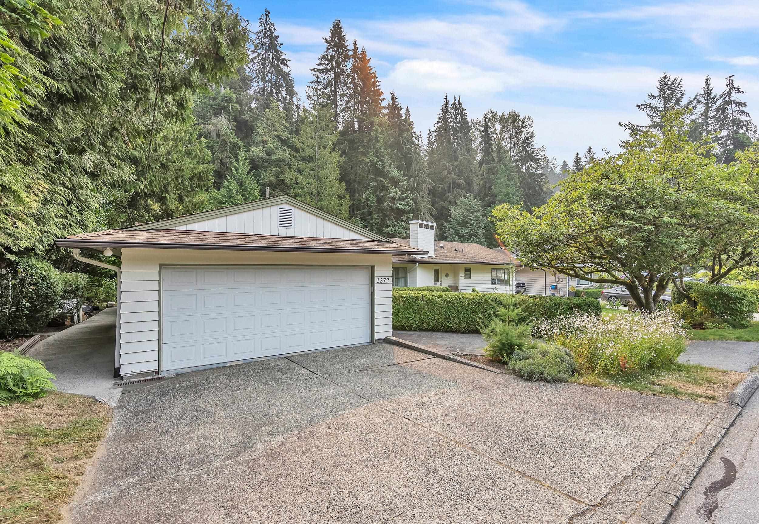 1372 Riverside Drive, North Vancouver, V7H 1V5 — photo 3