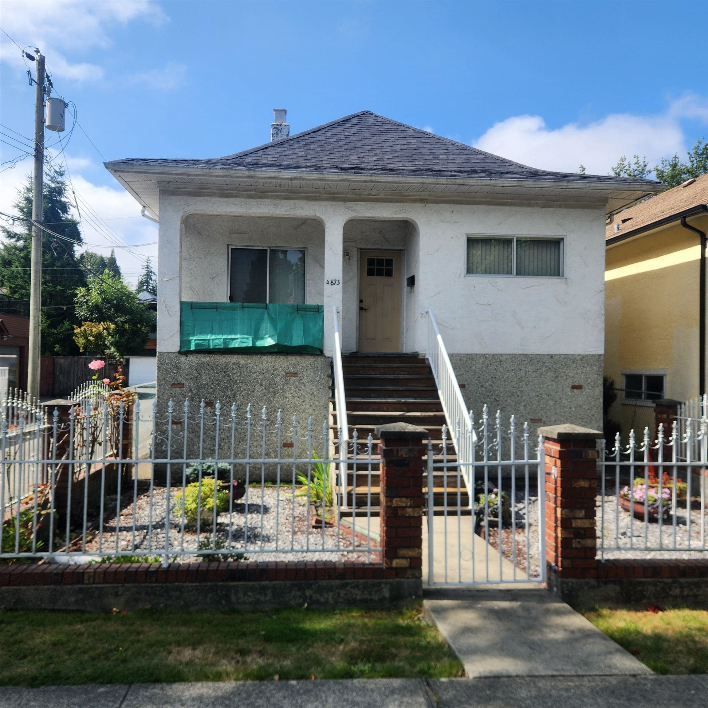 4873 James Street, Vancouver, V5V 3J5 — photo 2