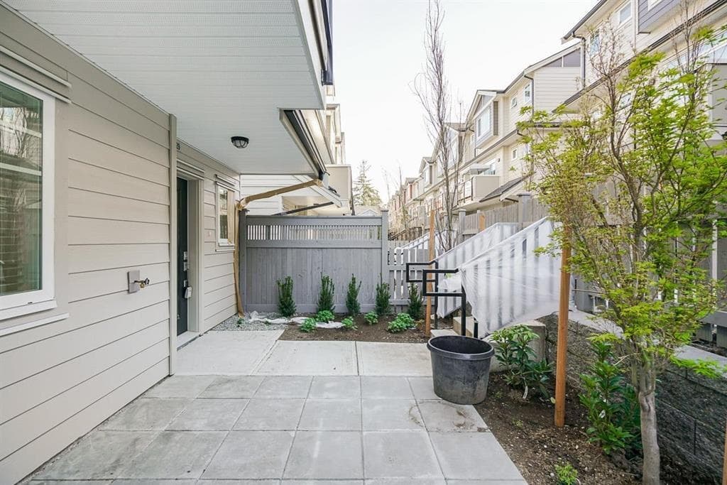 29 - 13898 64 Avenue, Surrey, V3W 1L6 — photo 2