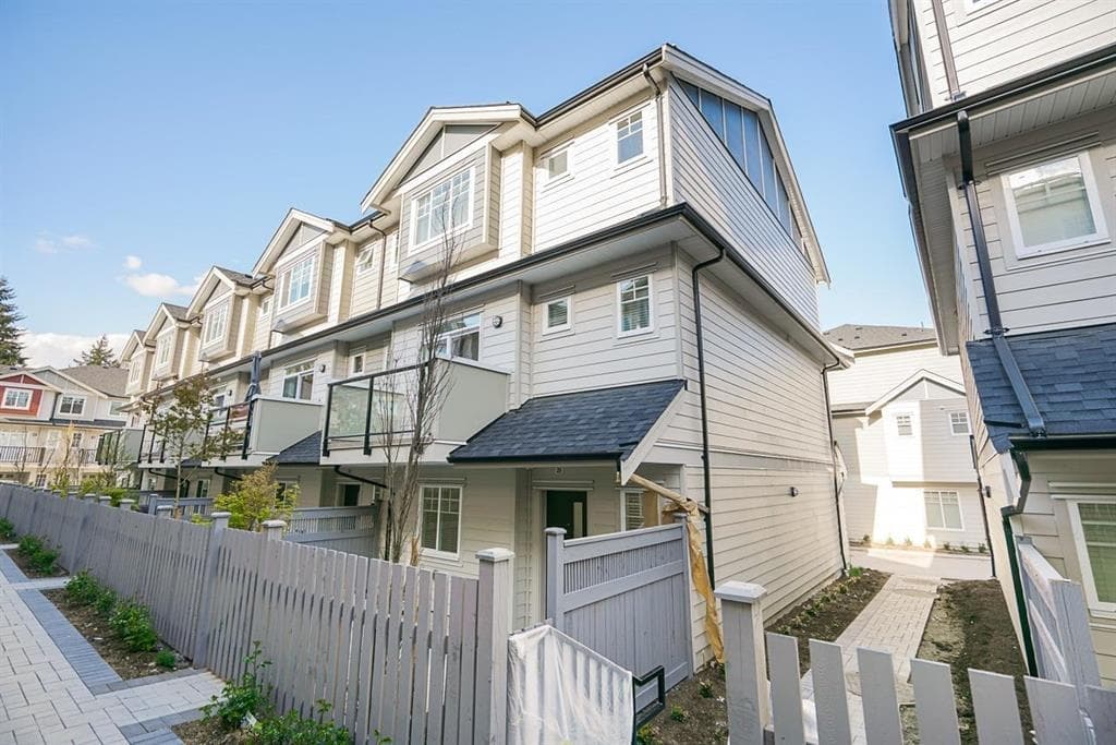 29 - 13898 64 Avenue, Surrey, V3W 1L6 — photo 1