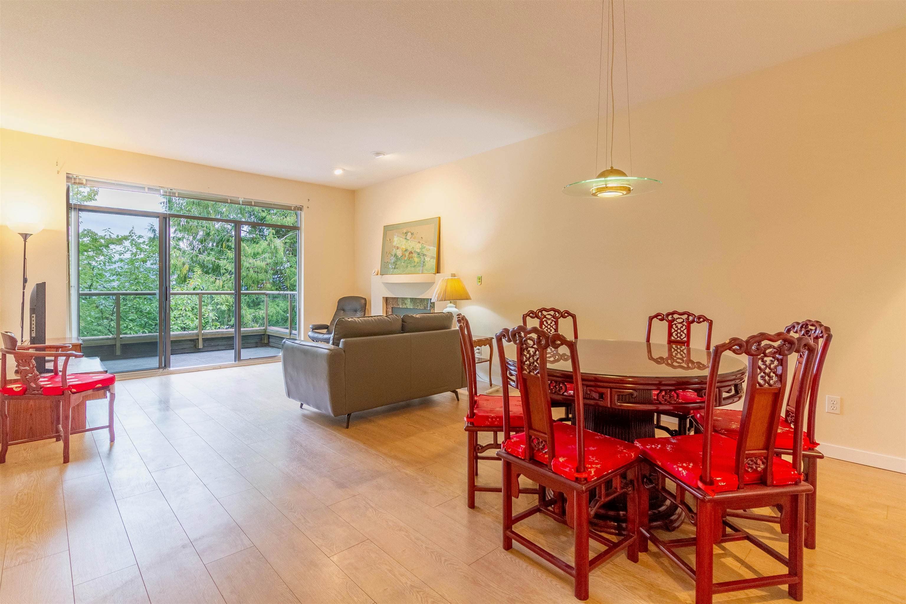 306 - 4951 Sanders Street, Burnaby