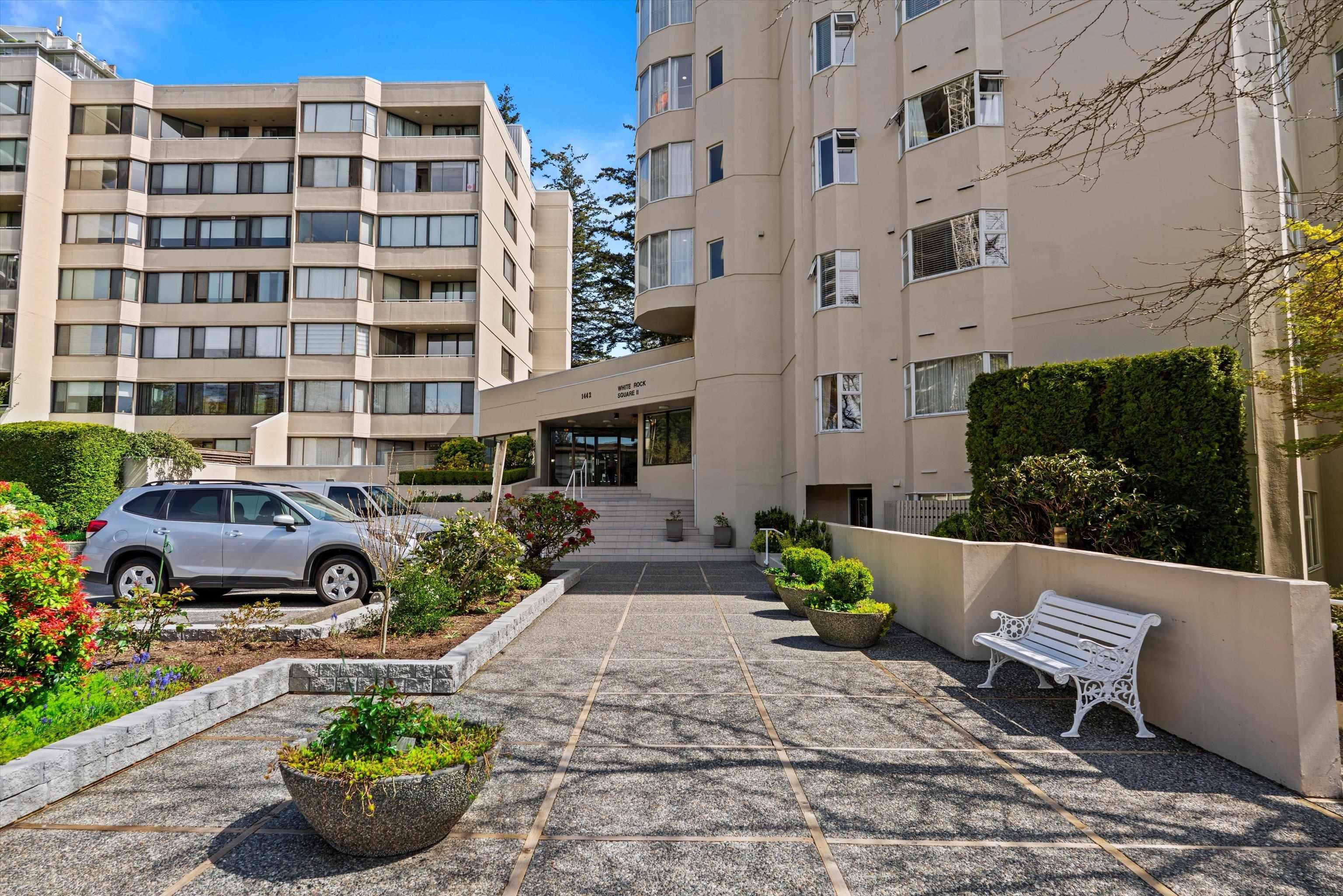 413 - 1442 Foster Street, White Rock, V4B 3X7 — photo 2