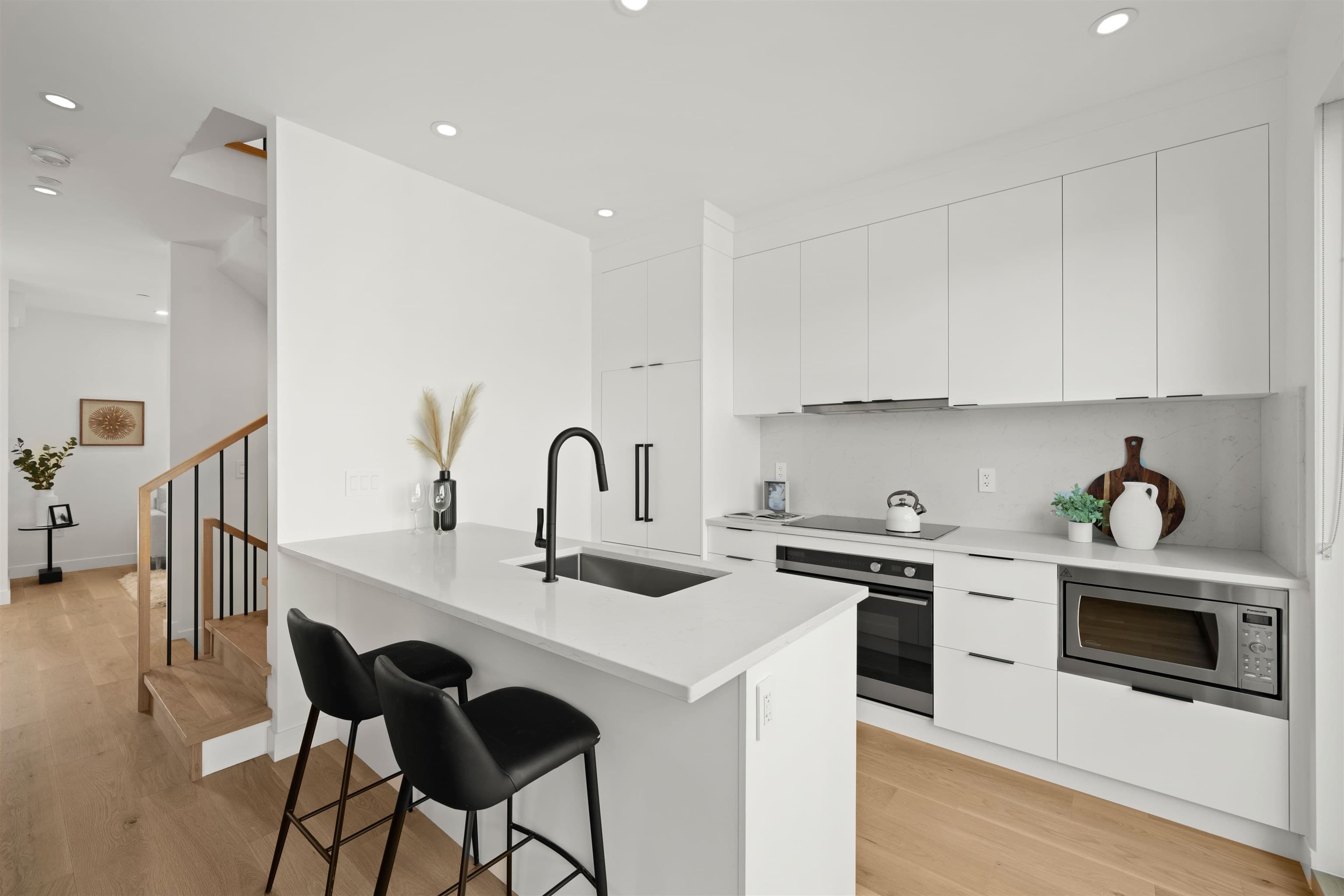 2412 Victoria Drive, Vancouver, V5N 1T8 — photo 5