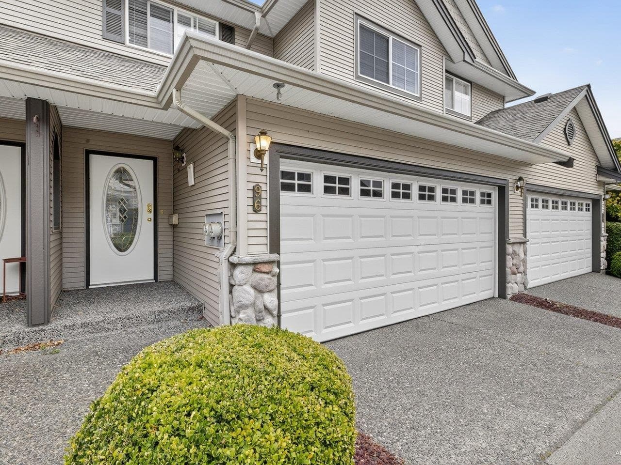 96 - 46360 Valleyview Road, Chilliwack, V2R 5L7 — photo 2