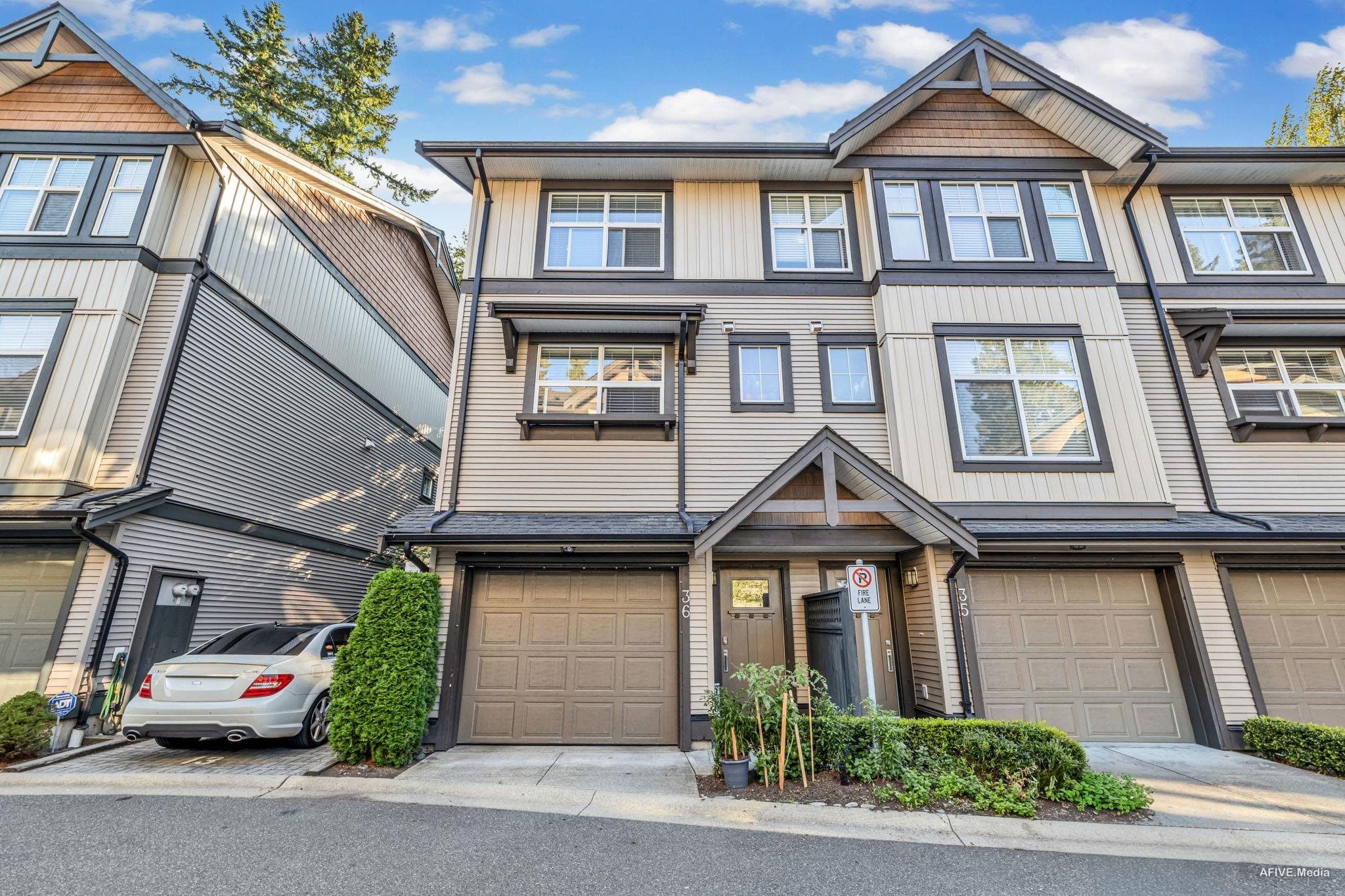 36 - 6123 138th Street, Surrey, V3X 1E8 — photo 2