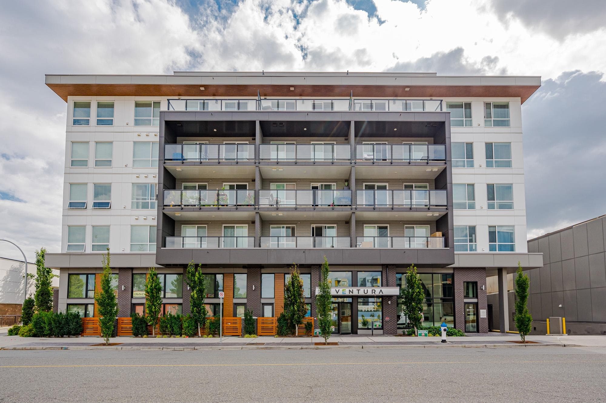 212 - 32838 Ventura Avenue, Abbotsford, V2S 0M5 — photo 1